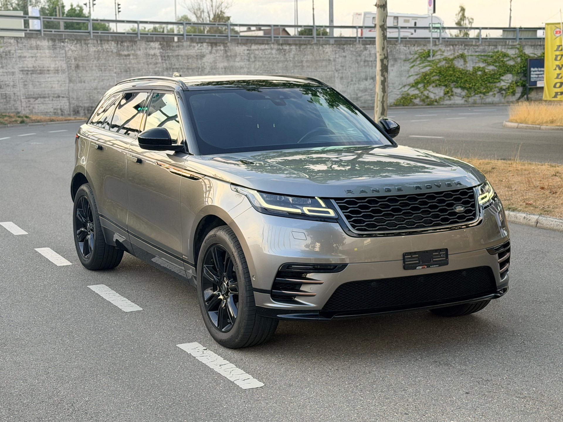 LAND ROVER Range Rover Velar R-Dynamic P 250 Automatic-image-0