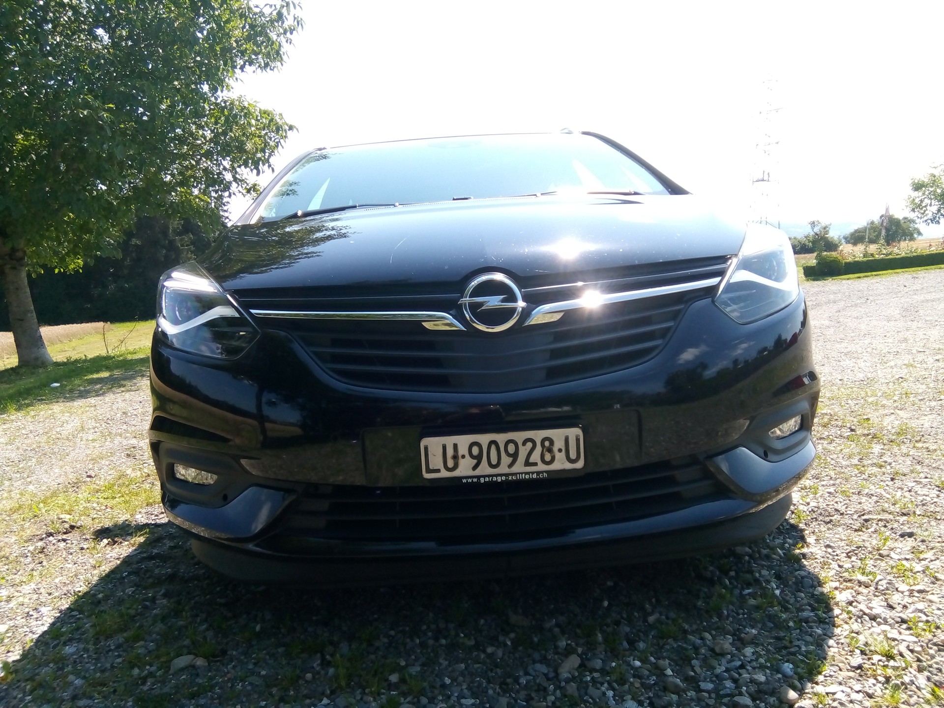 OPEL Zafira 2.0 CDTi Excellence Automatic-image-2