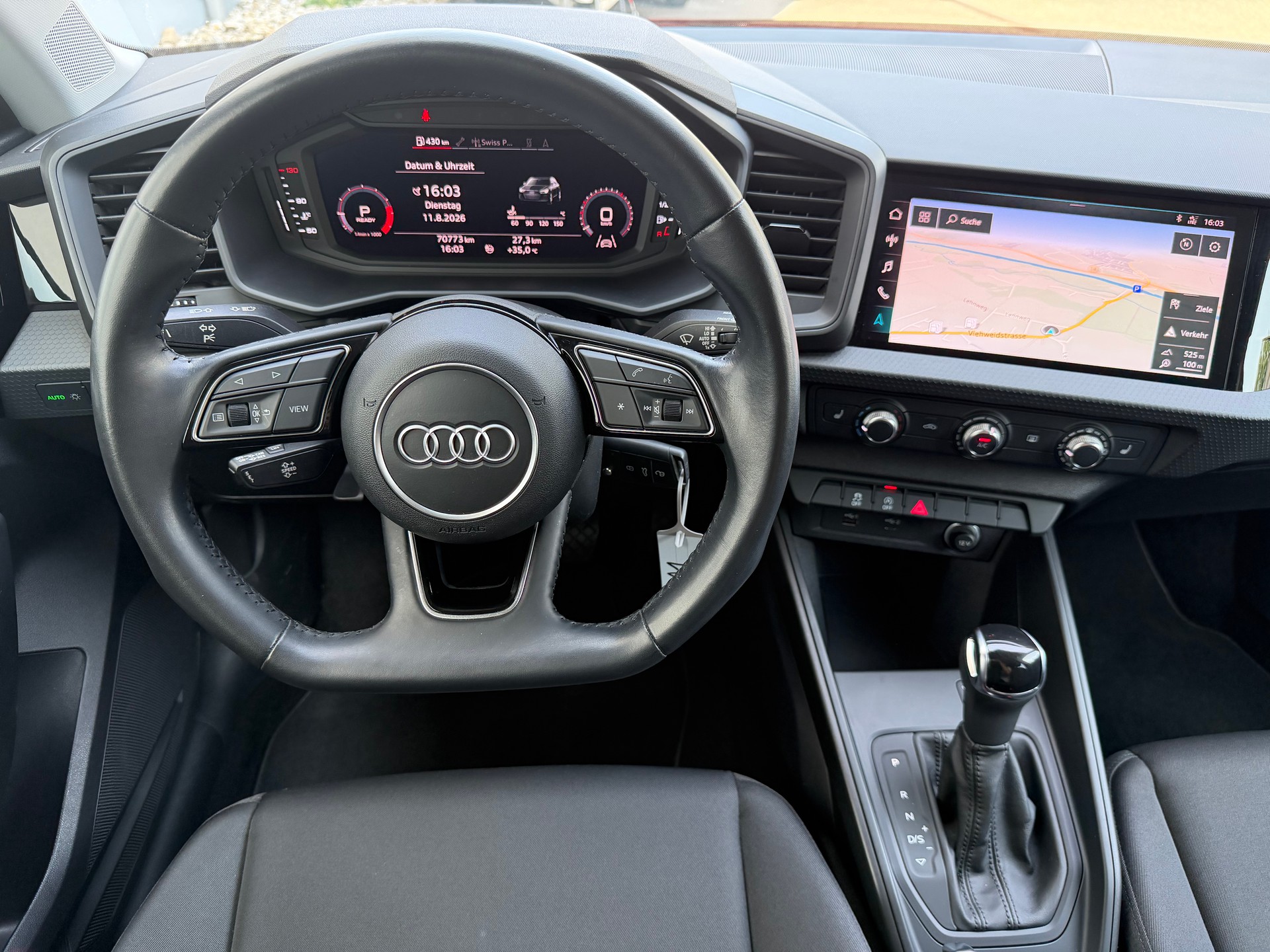 AUDI A1 Sportback 35 TFSI S Line S-tronic-image-19