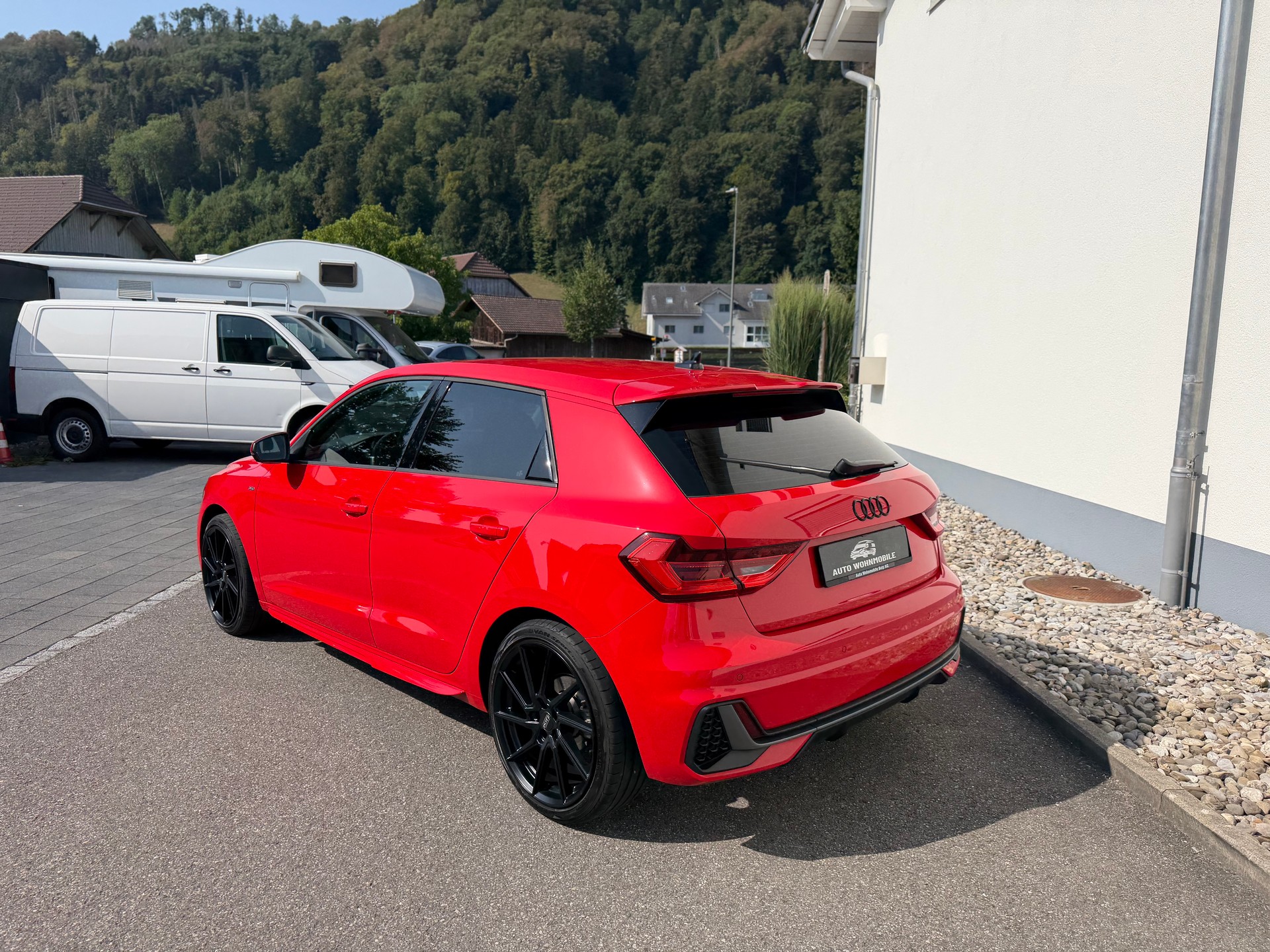 AUDI A1 Sportback 35 TFSI S Line S-tronic-image-13
