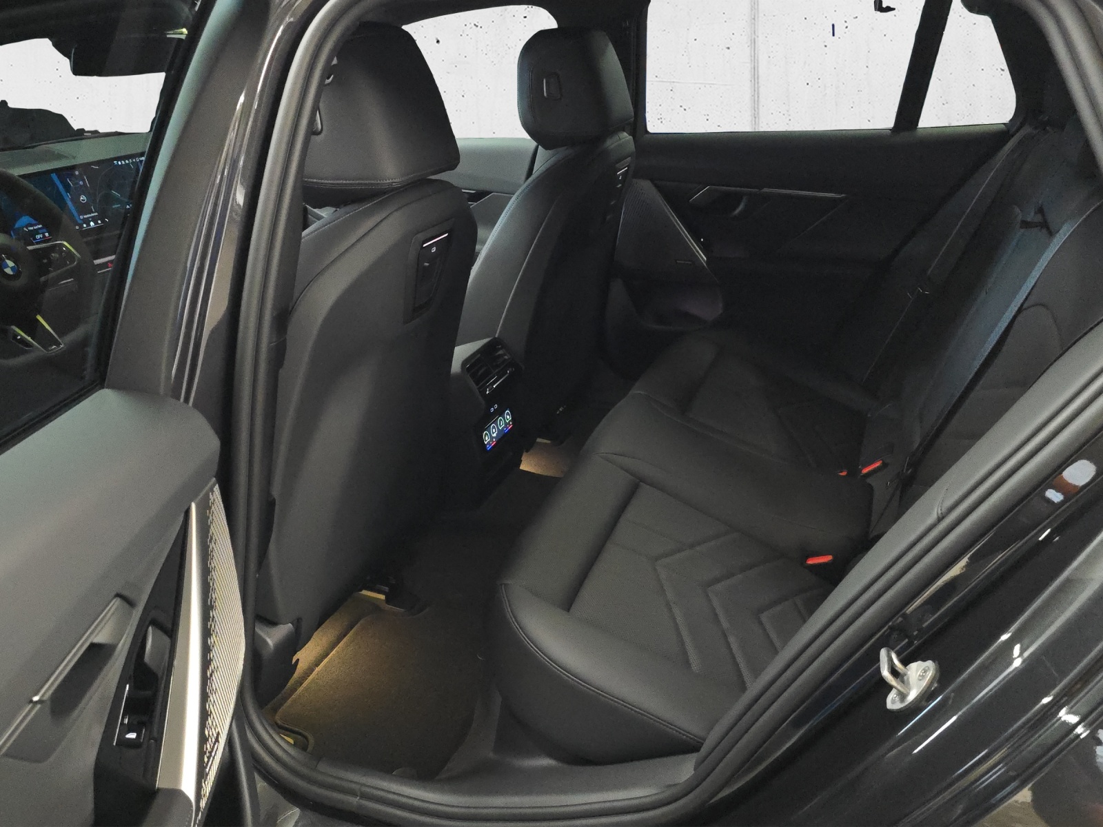 BMW 540d xDrive 48V Touring M Sport Pro Steptronic-image-18