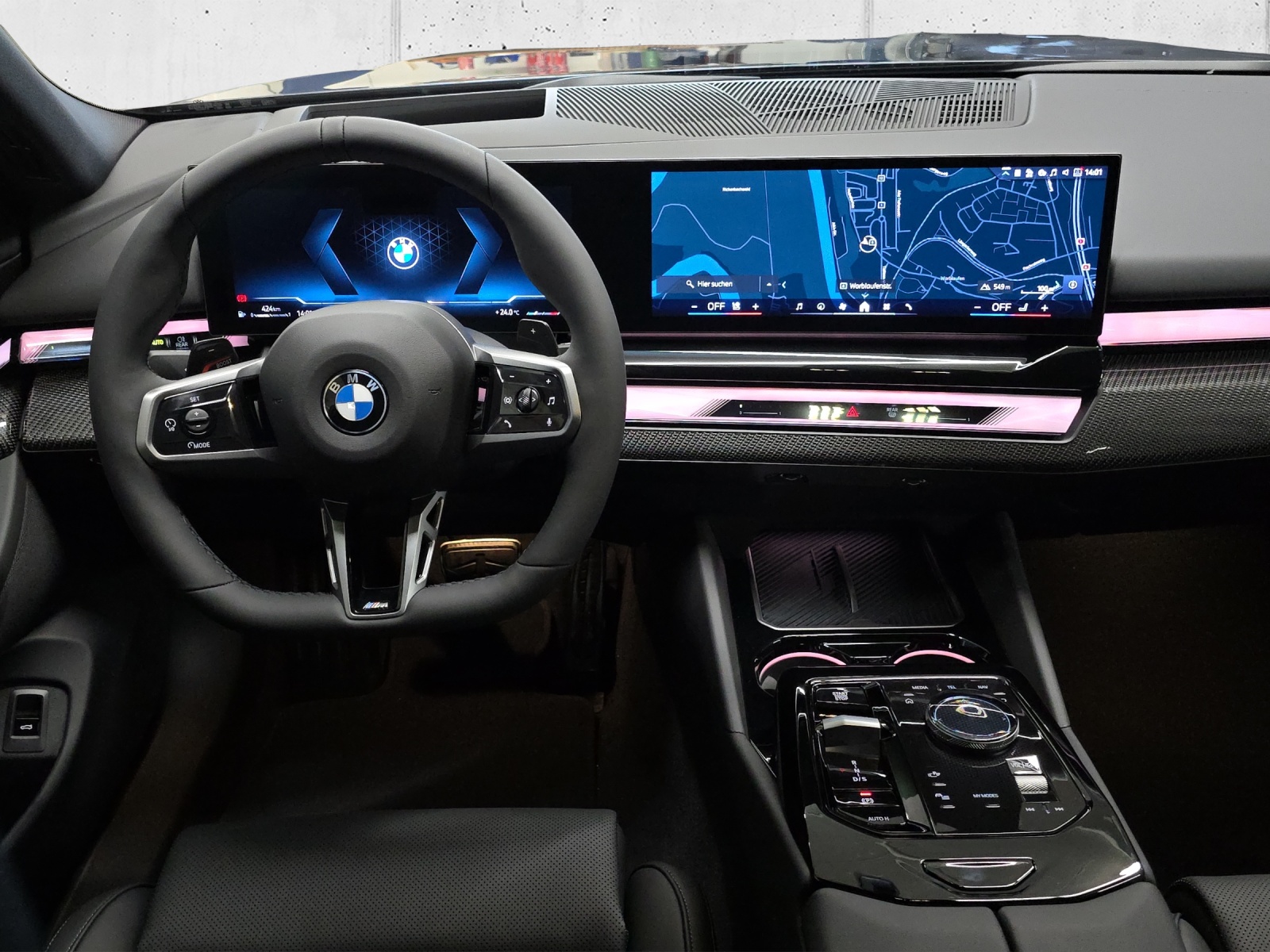 BMW 540d xDrive 48V Touring M Sport Pro Steptronic-image-12