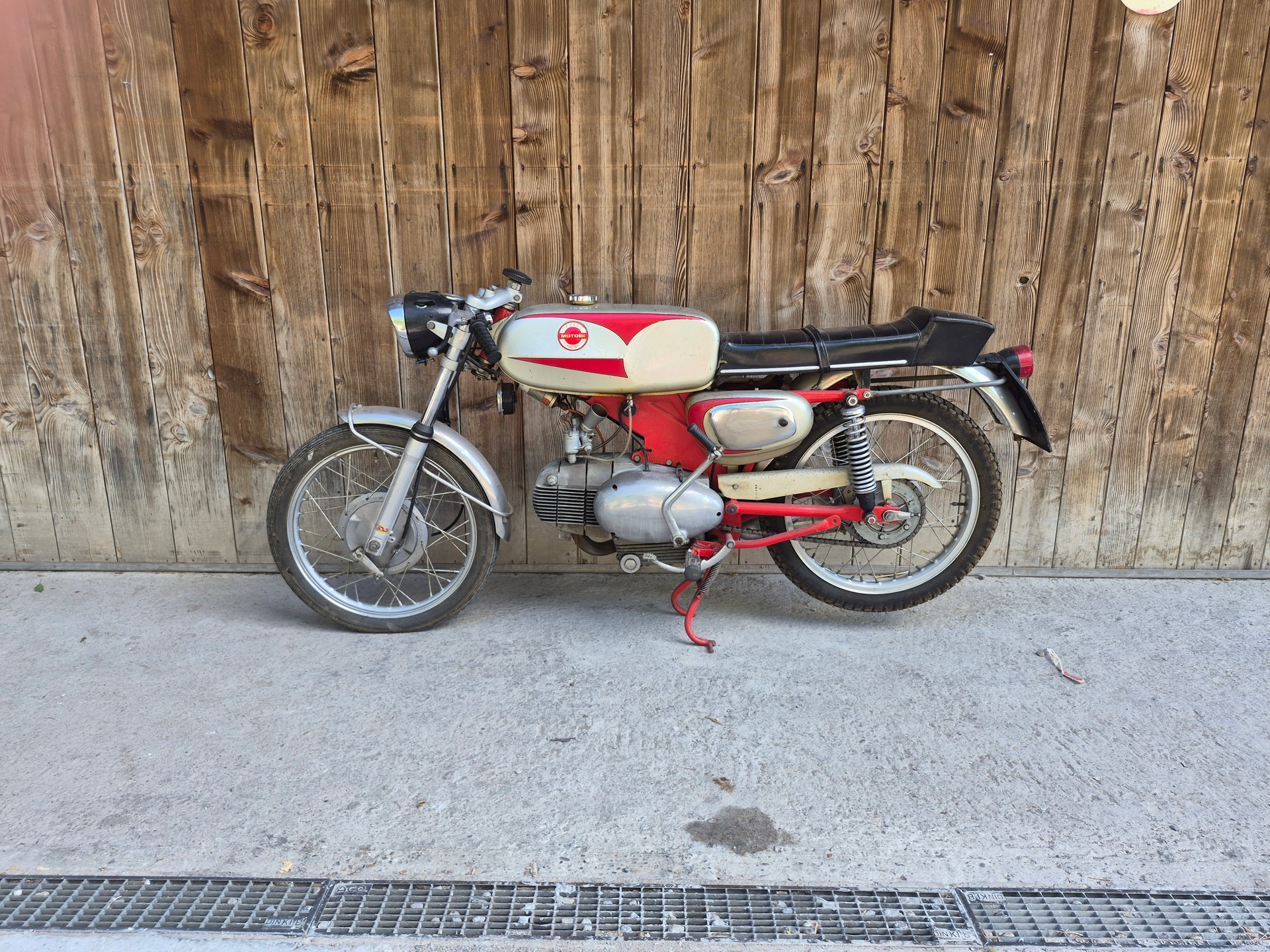 MOTOBI Sport Special 125
