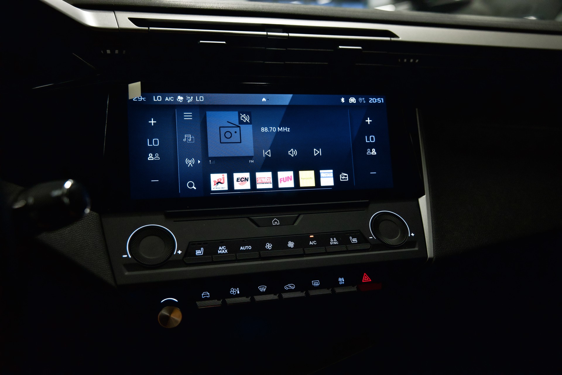 PEUGEOT 308 SW 1.5 BlueHDI Allure EAT8-image-31