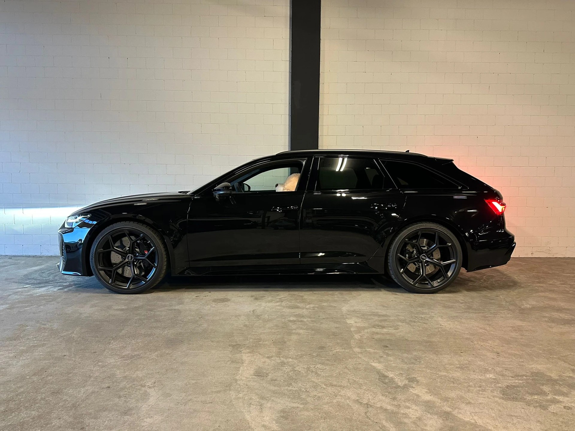 AUDI RS6 Avant 4.0 TFSI V8 Performance quattro ABT 720 PS / 950 NM