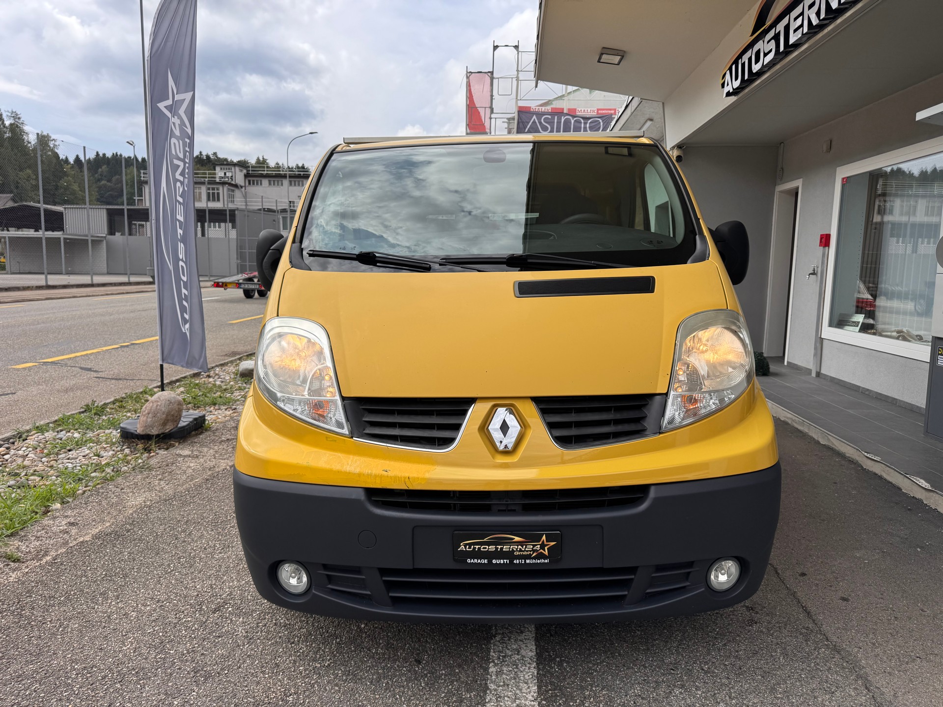 RENAULT Trafic 2.0 dCi 115 2.9t L2H1*Frisch MFK*AHK*-image-2