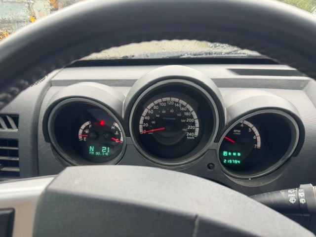 DODGE Nitro 4.0 V6 R/T Automatic-image-3