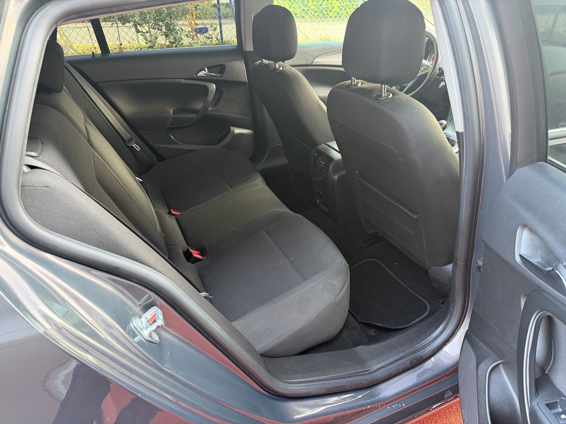 OPEL Insignia ST 2.0 CDTI ecoFlex Business Ed.-image-11