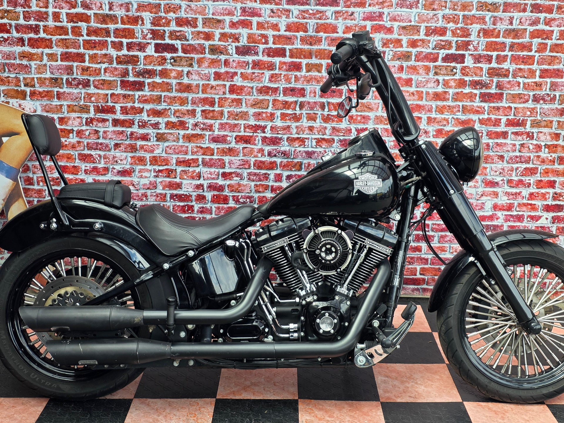 HARLEY-DAVIDSON FLSS Softail Slim S110 ABS-showroom-element-2
