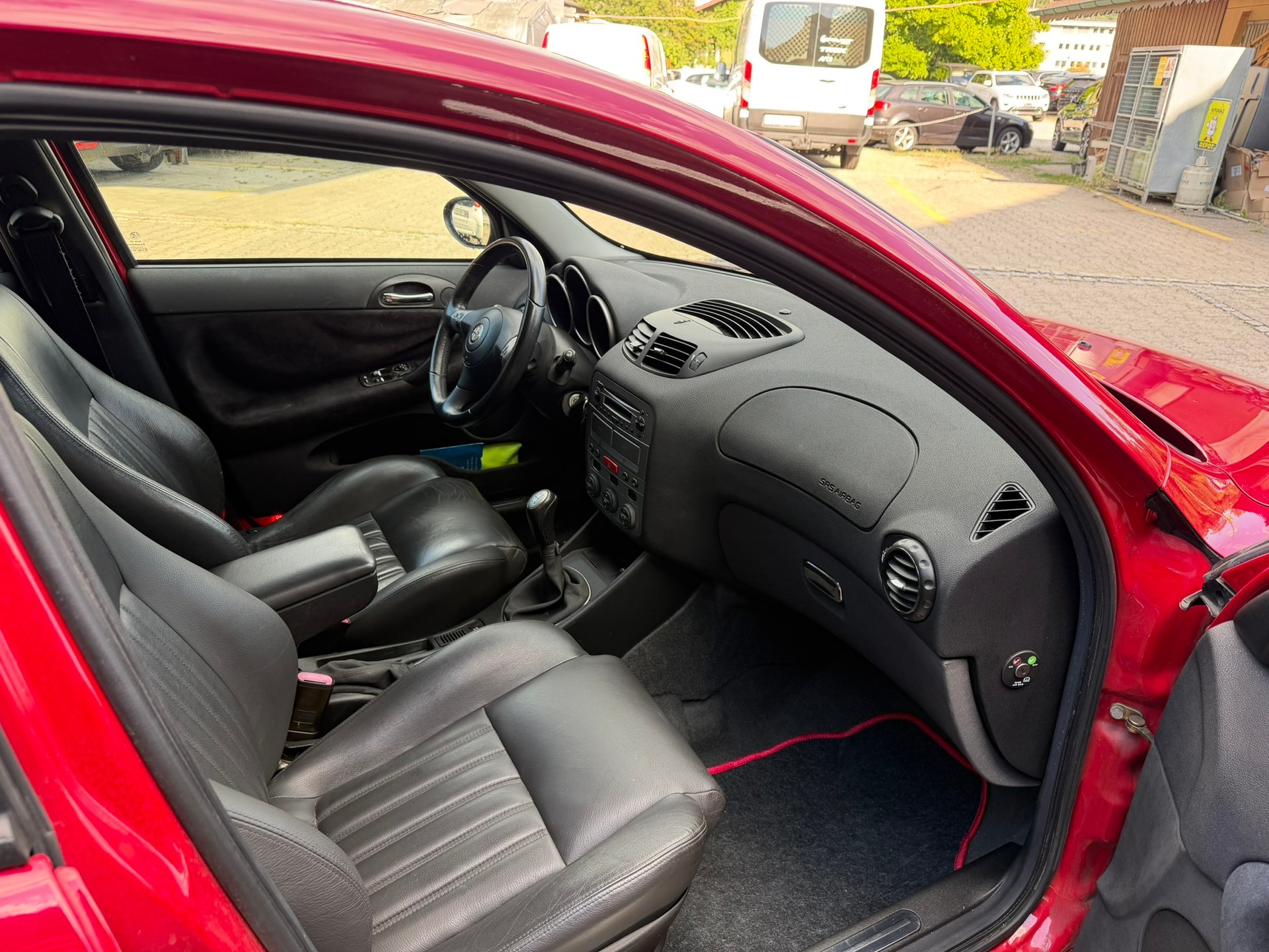 ALFA ROMEO 147 2.0 TS 16V Distinctive-image-7
