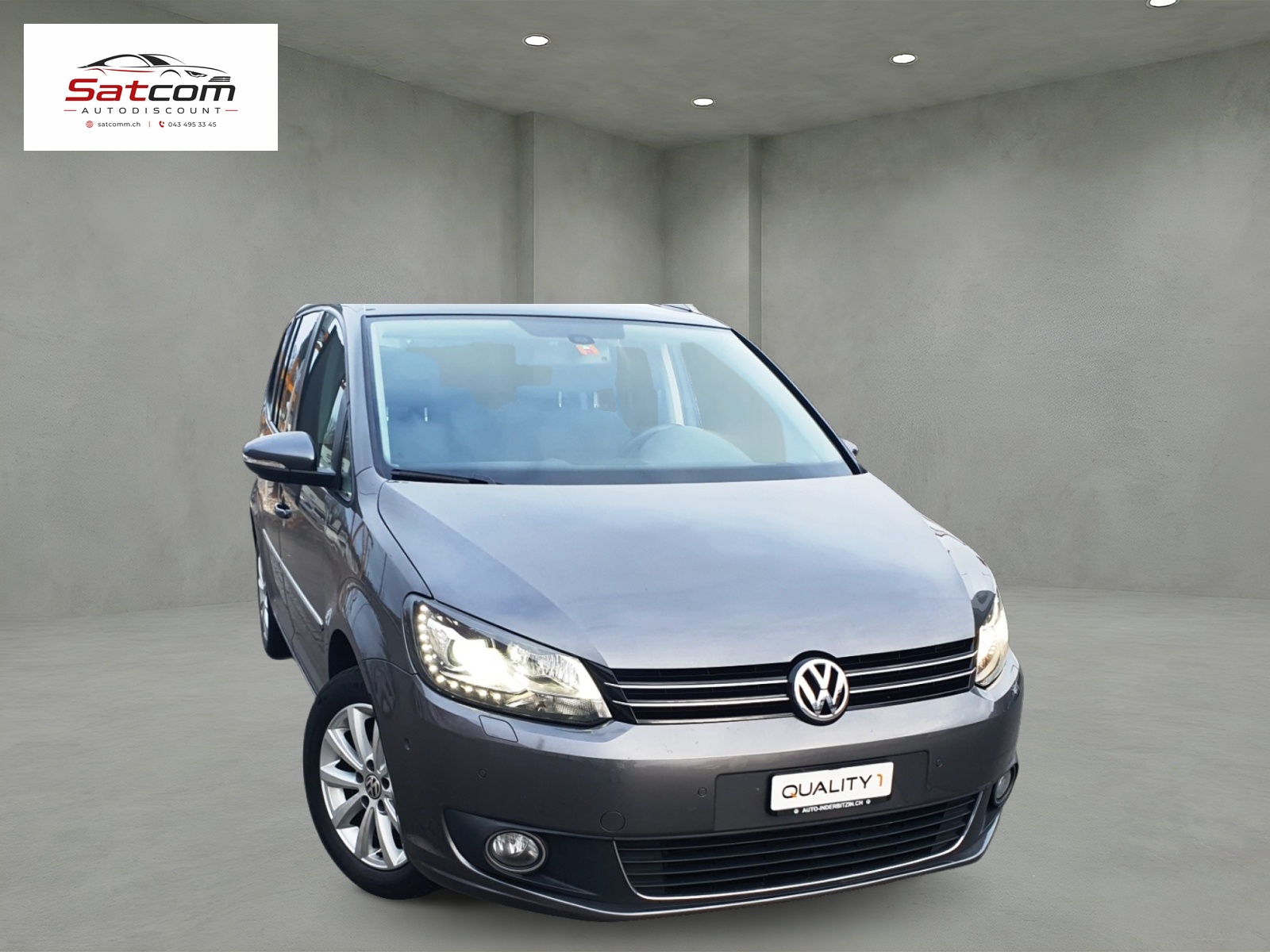 VW Touran 1.4 TSI Highline DSG-image-1