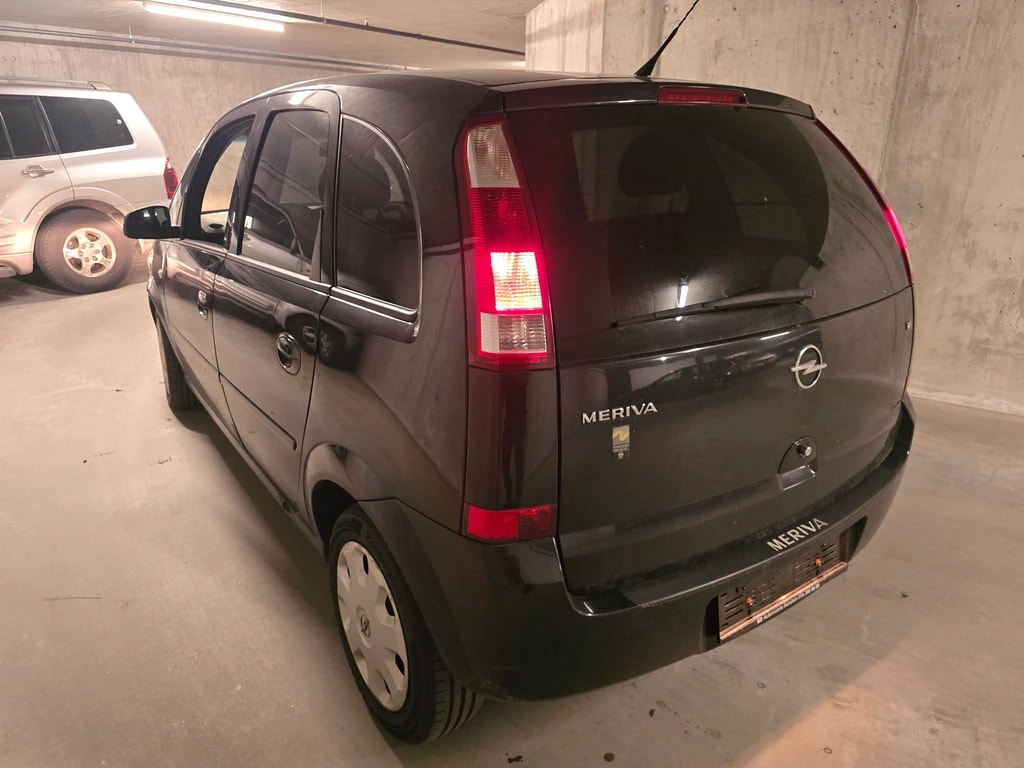 OPEL Meriva 1.8i 16V Cosmo-image-3