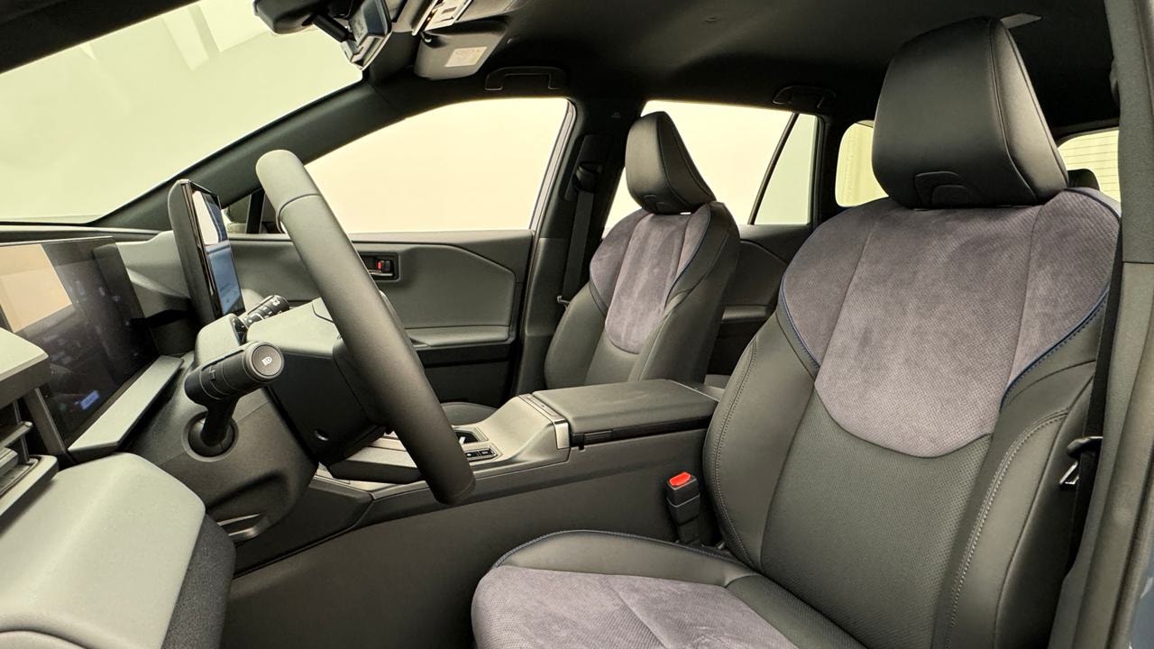 TOYOTA RAV-4 2.5 HSD Style e-CVT AWD-image-4