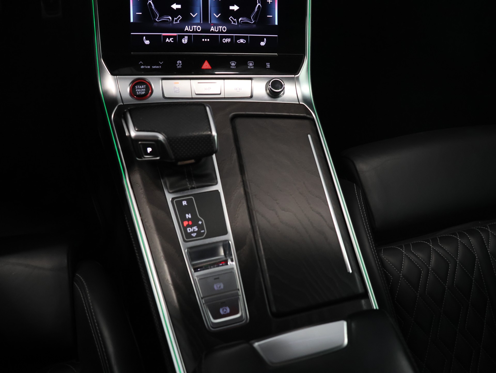 AUDI S6 Limousine 3.0 TDI quattro tiptronic *Panoramadach* *Sitzheizung* *360 Kamera*-image-31