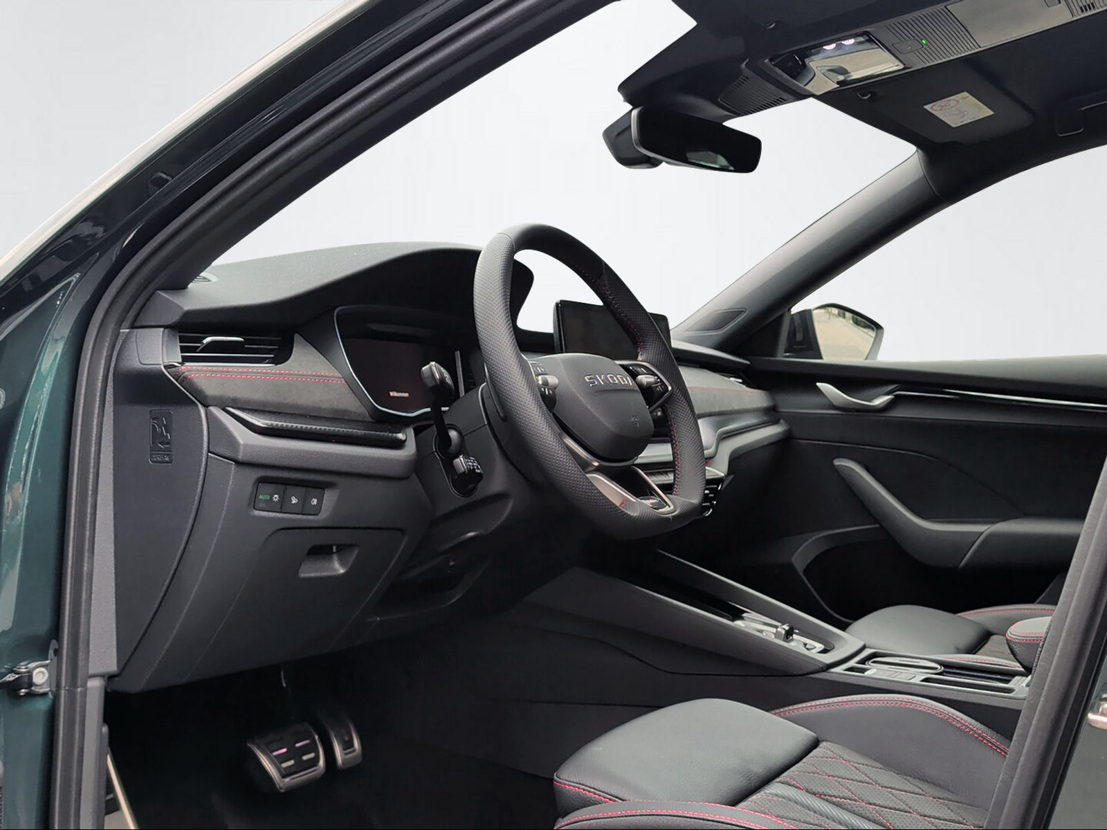 SKODA Oct. RS 30 2.0 TSI 265PS 7DSG 2000ccm 265PS/195kW 4 Zylinder TSI Benzin-image-5