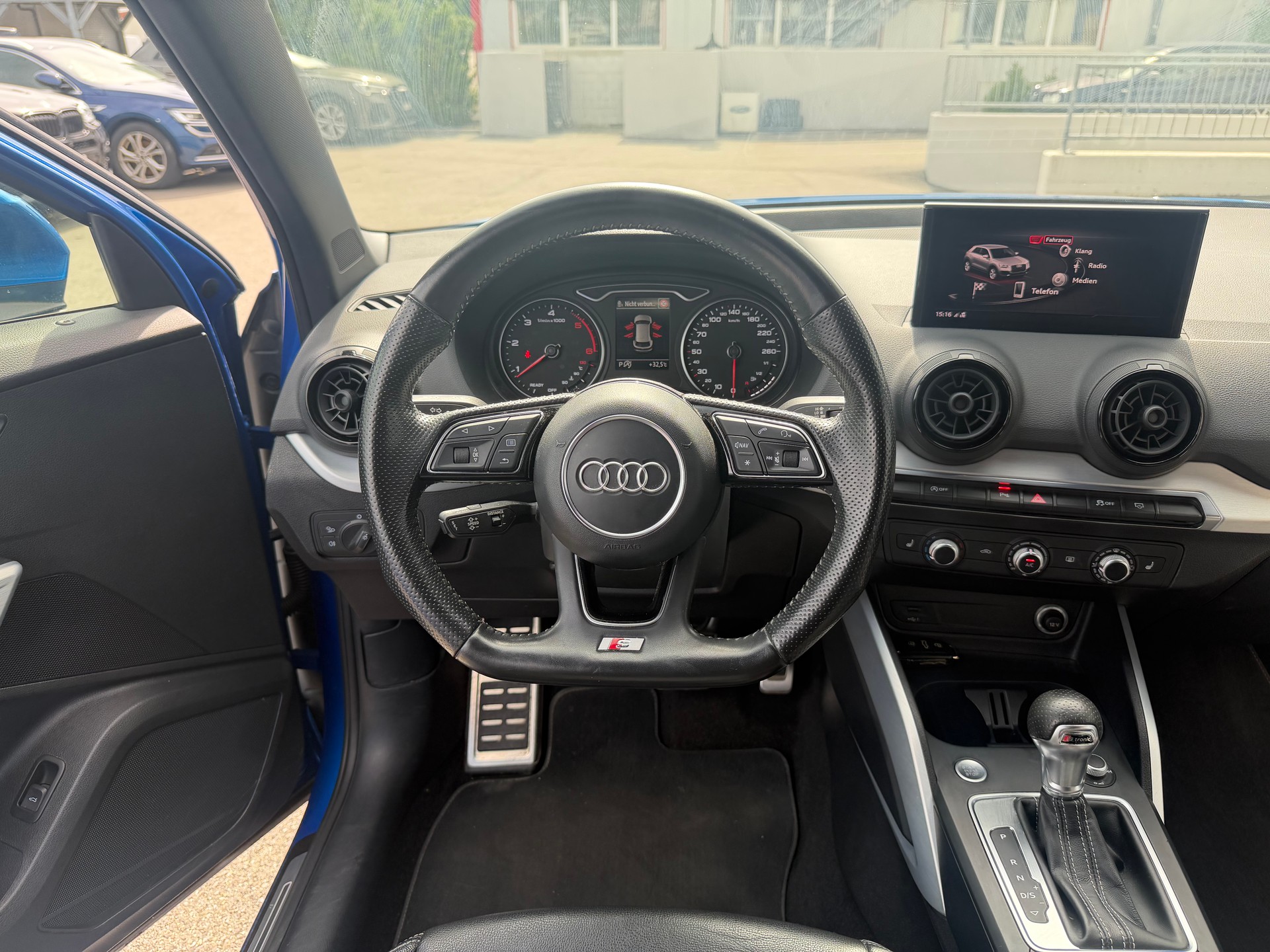 AUDI Q2 2.0 TDI sport quattro S-tronic-image-14