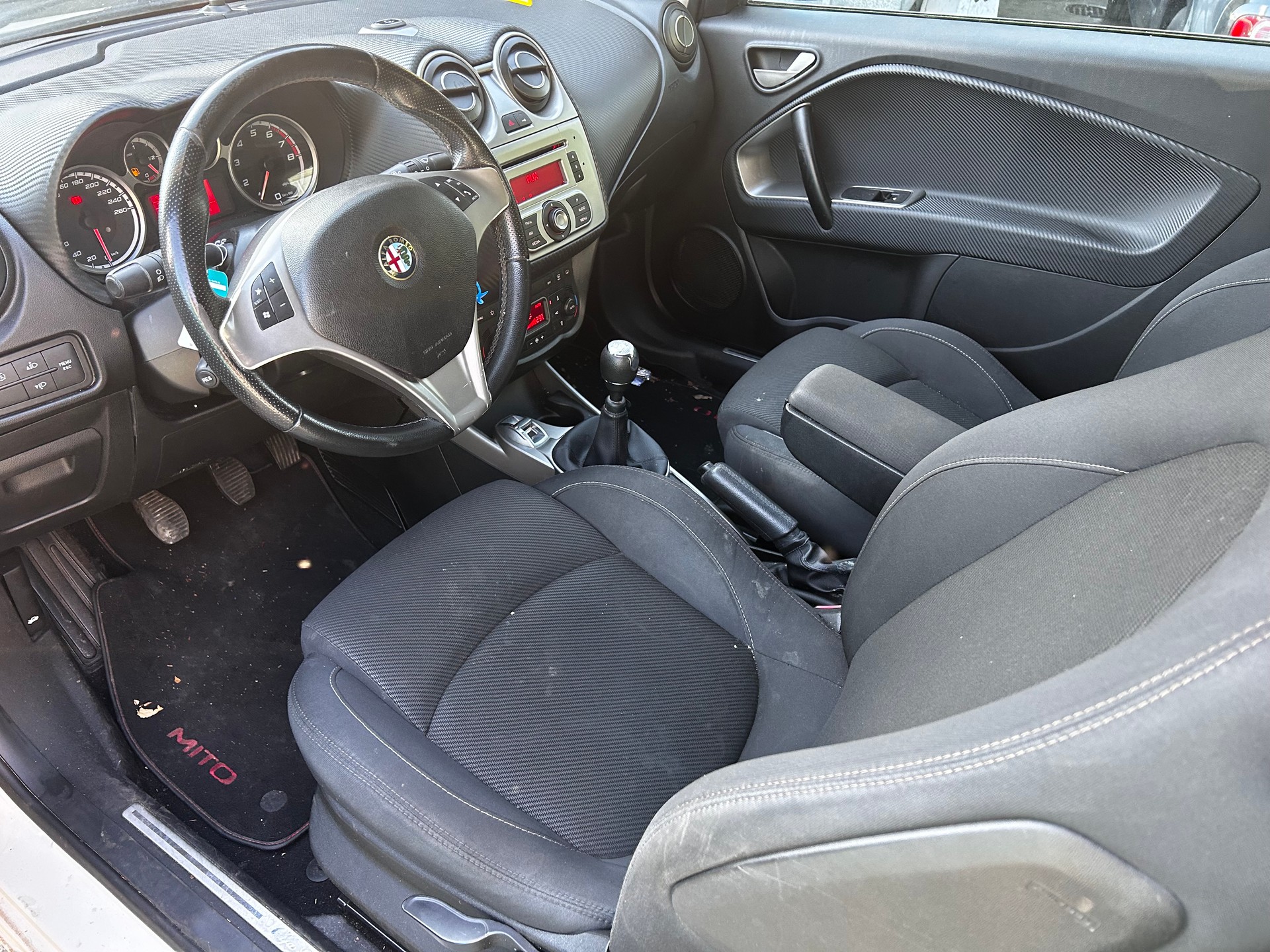ALFA ROMEO MiTo 0.9 TwinAir Turbo Distinctive-image-8