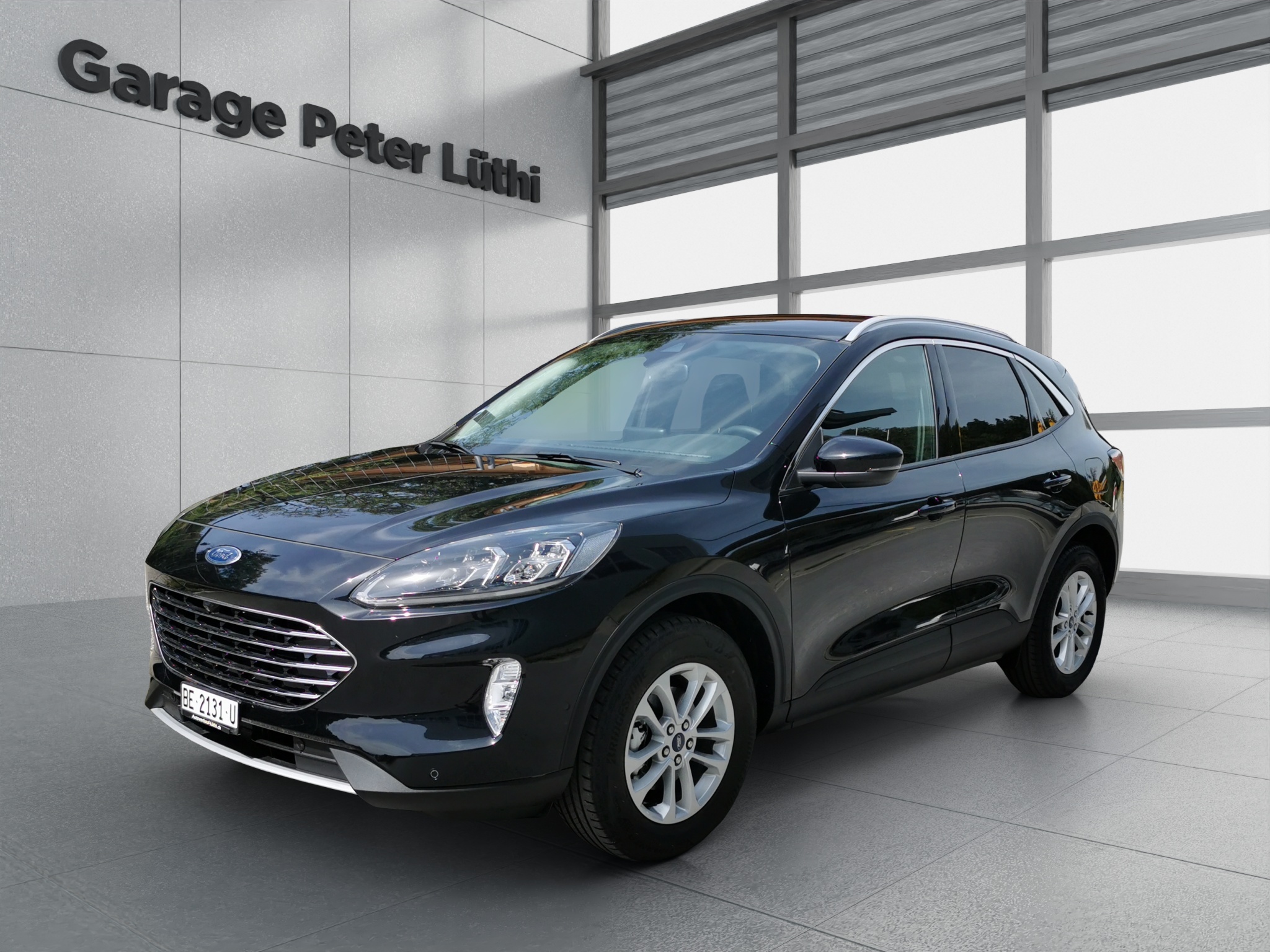 FORD Kuga 2.5 FHEV Titanium X 4WD — slika 1