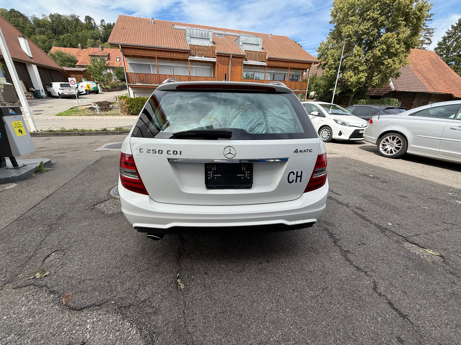 MERCEDES-BENZ C 250 CDI Avantgarde 4Matic 7G-Tronic-image-3