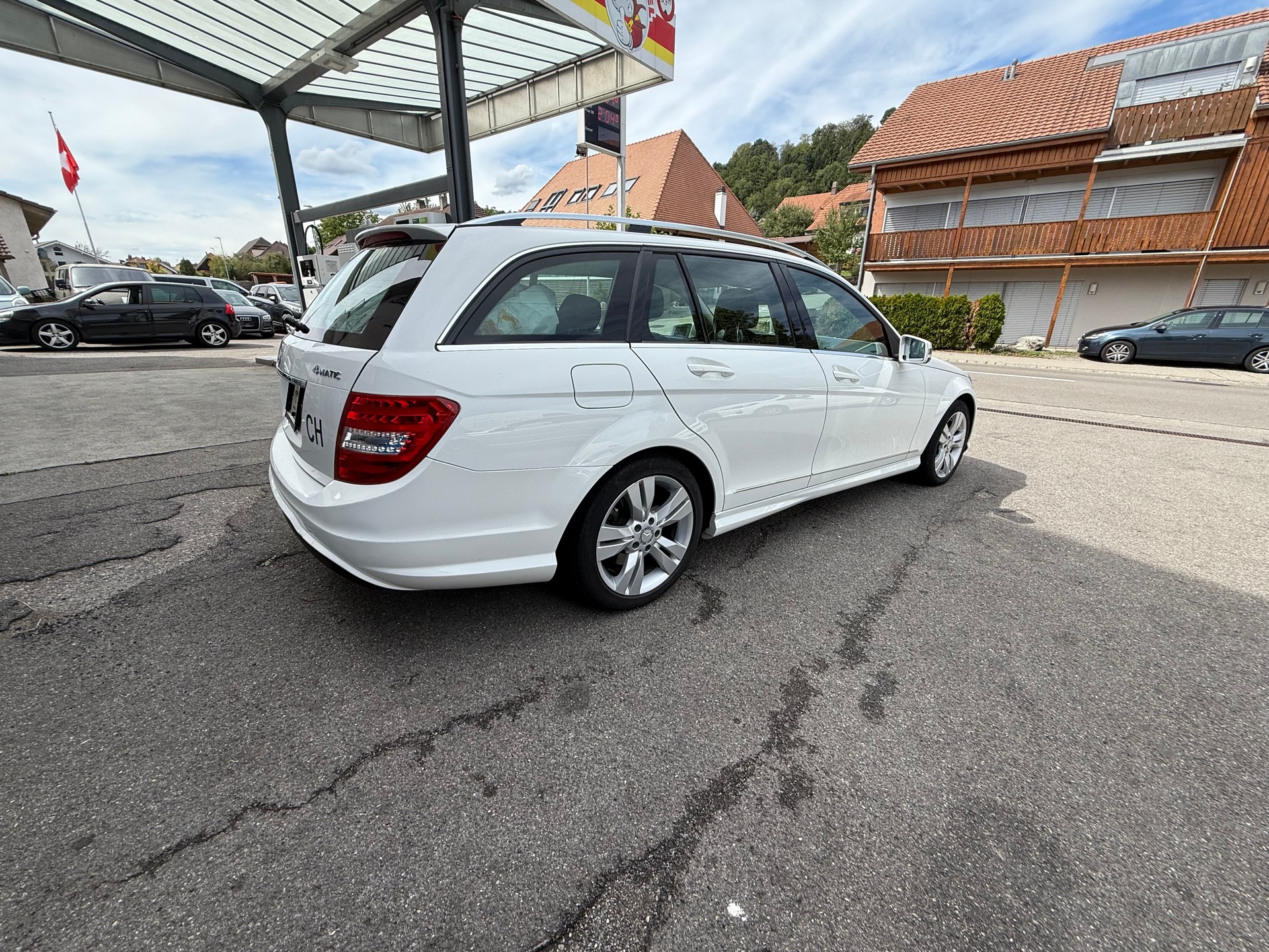 MERCEDES-BENZ C 250 CDI Avantgarde 4Matic 7G-Tronic-image-2