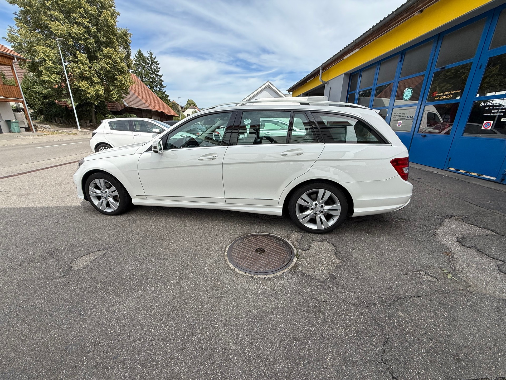 MERCEDES-BENZ C 250 CDI Avantgarde 4Matic 7G-Tronic-image-5