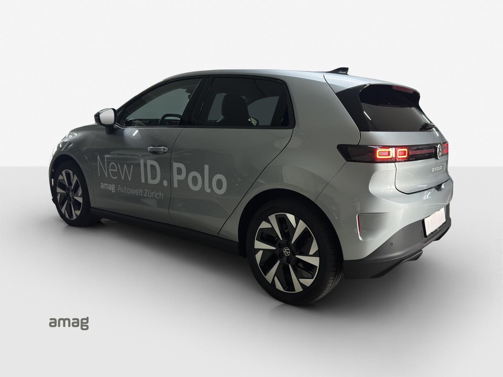 VW ID.Polo 52 kWh Life Edition One-showroom-element-2