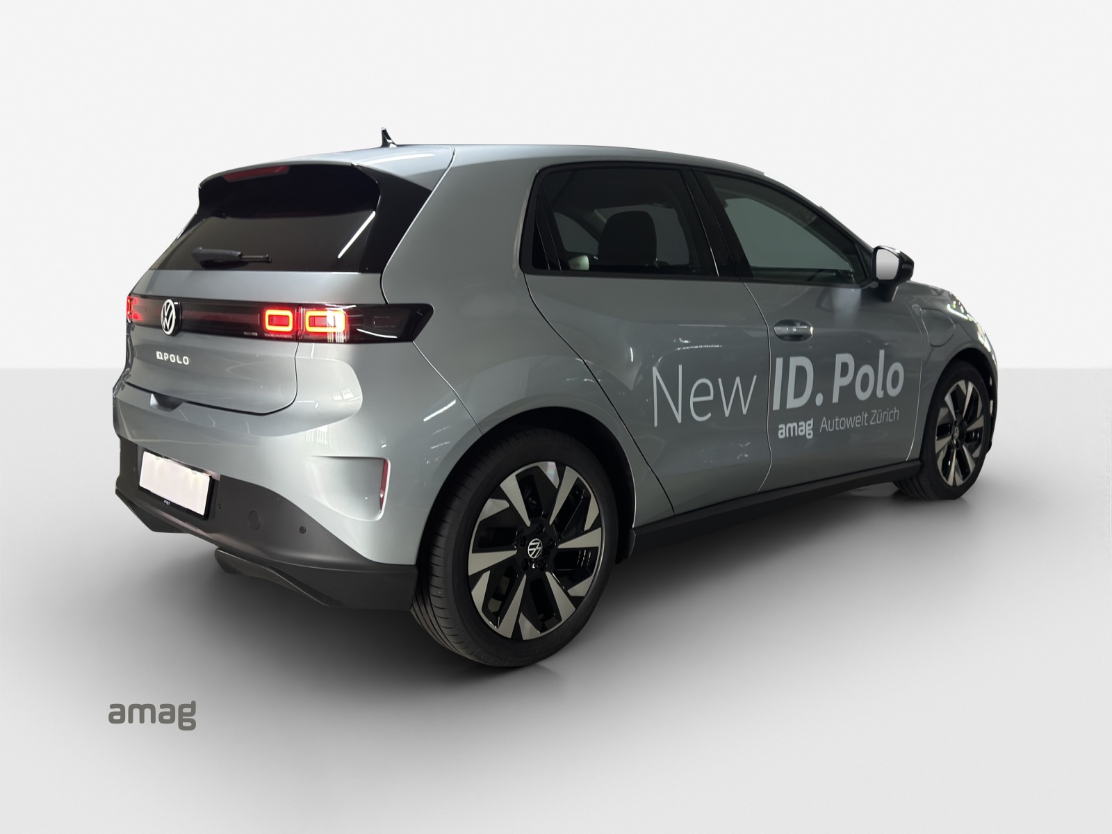 VW ID.Polo 52 kWh Life Edition One-image-4