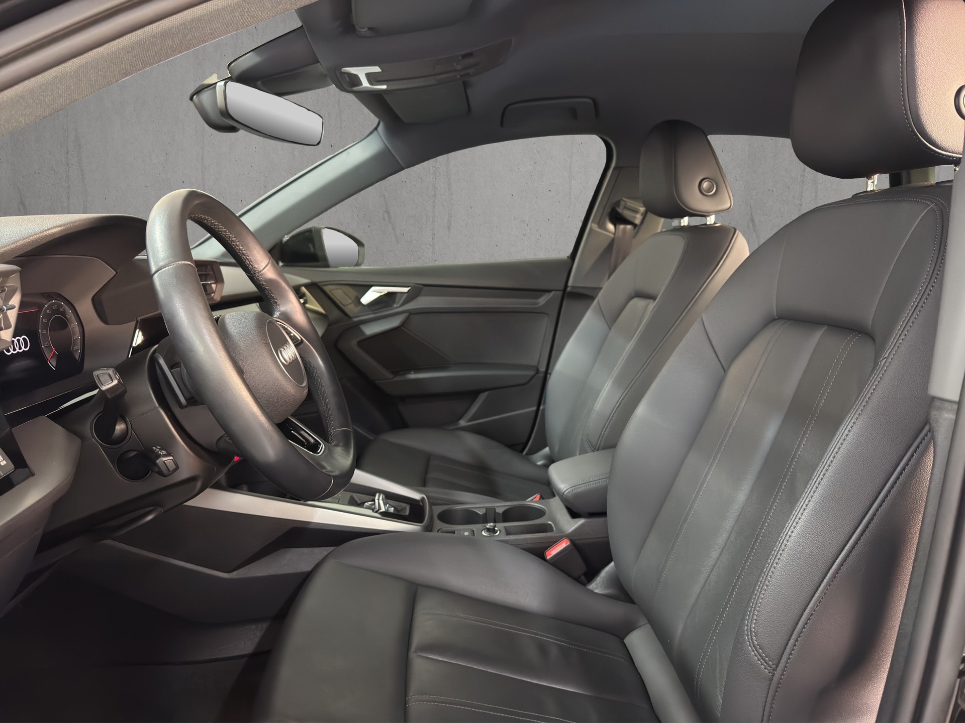 AUDI A3 Sportback 30 TFSI Business Edition S-tronic "Navi-RF.-Kamera-Leder"-image-7