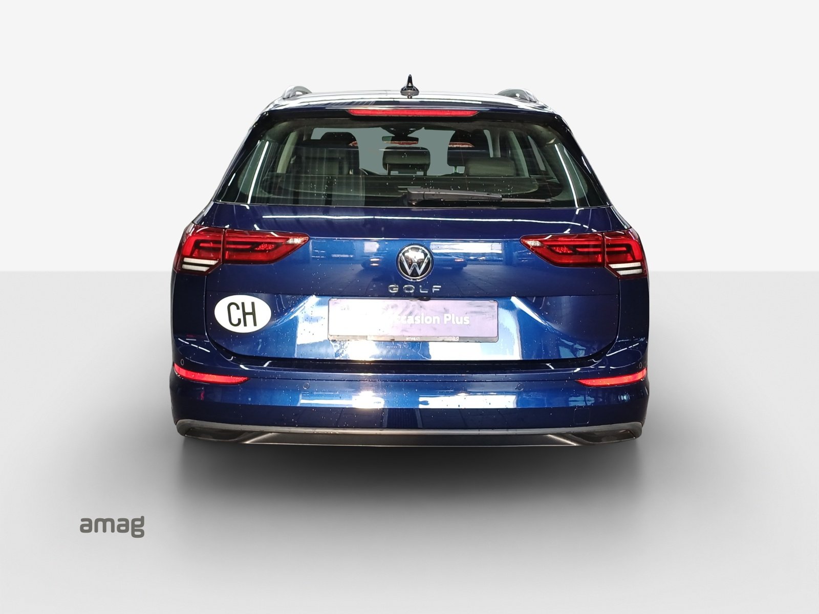 VW Golf Variant 1.5 TSI Life-image-3