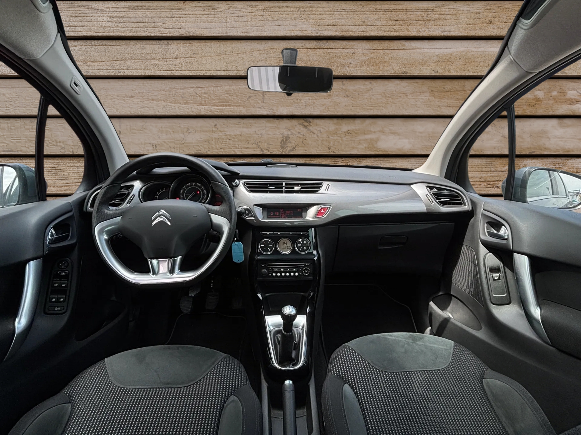 CITROEN C3 1.6i 16V Exclusive-image-5