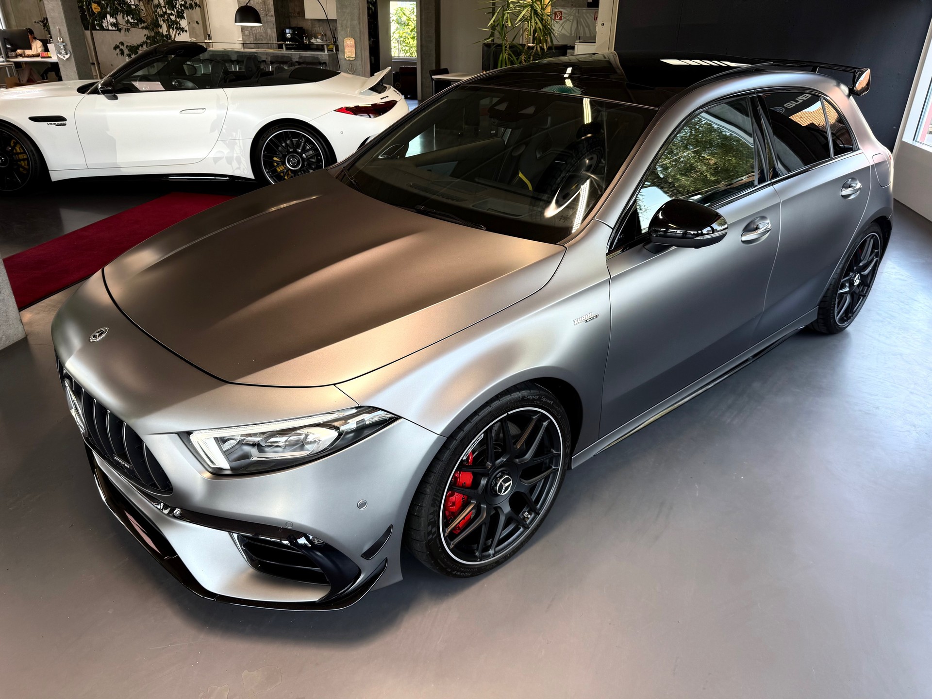 MERCEDES-BENZ A AMG 45 S 4Matic+ 8G-DCT-showroom-element-1