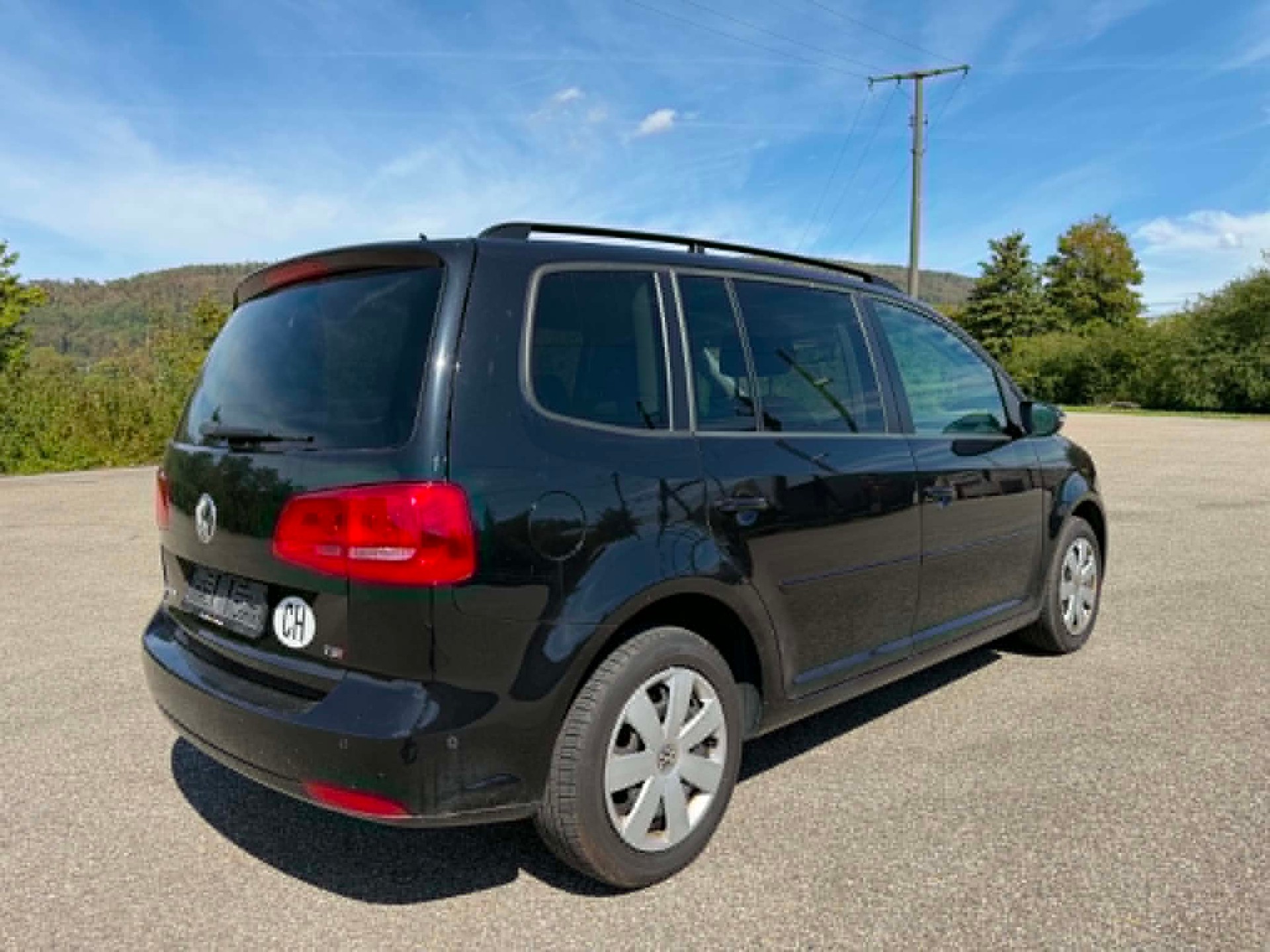 VW Touran 1.4 TSI Highline DSG-image-5