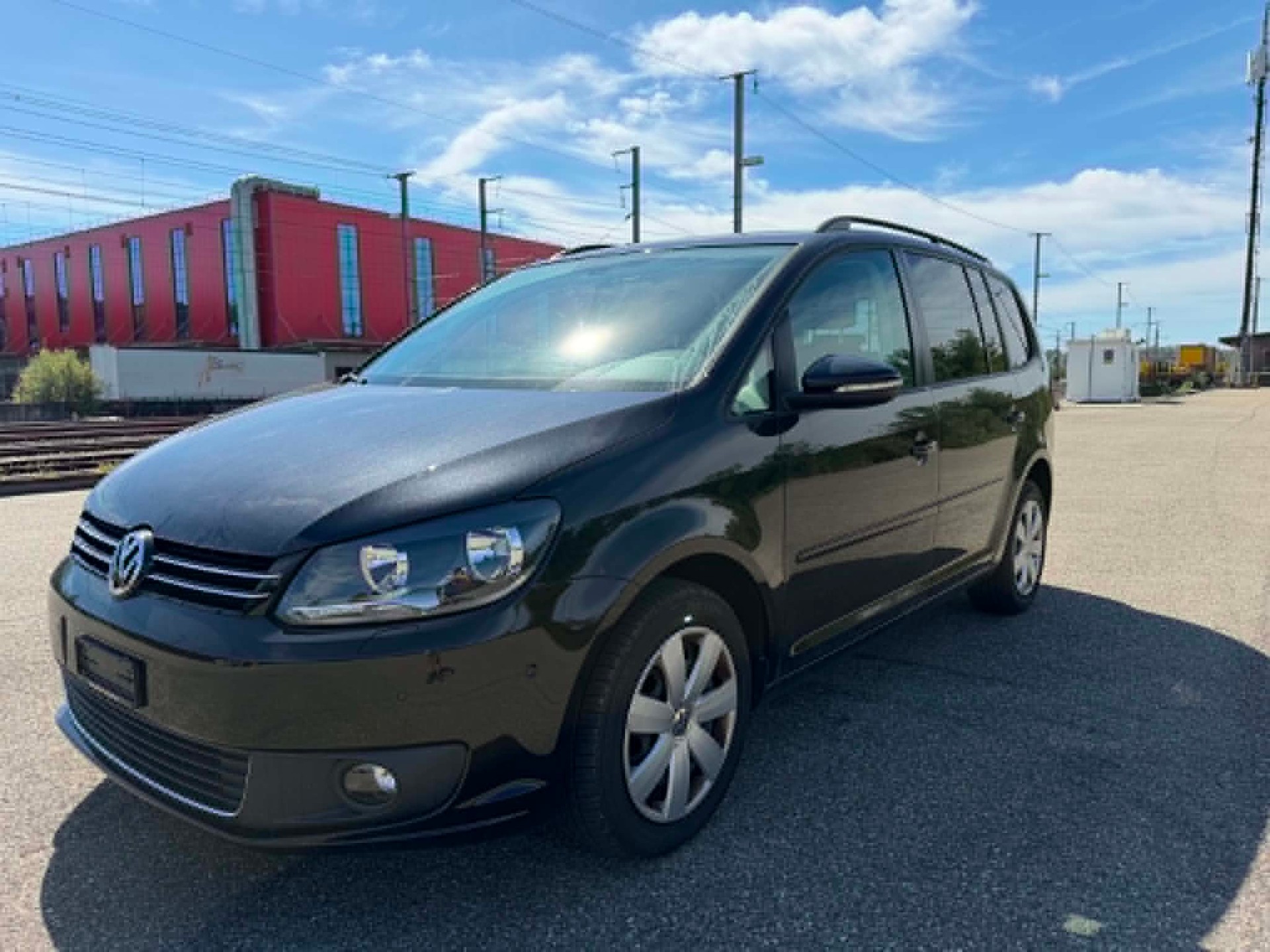 VW Touran 1.4 TSI Highline DSG-image-0