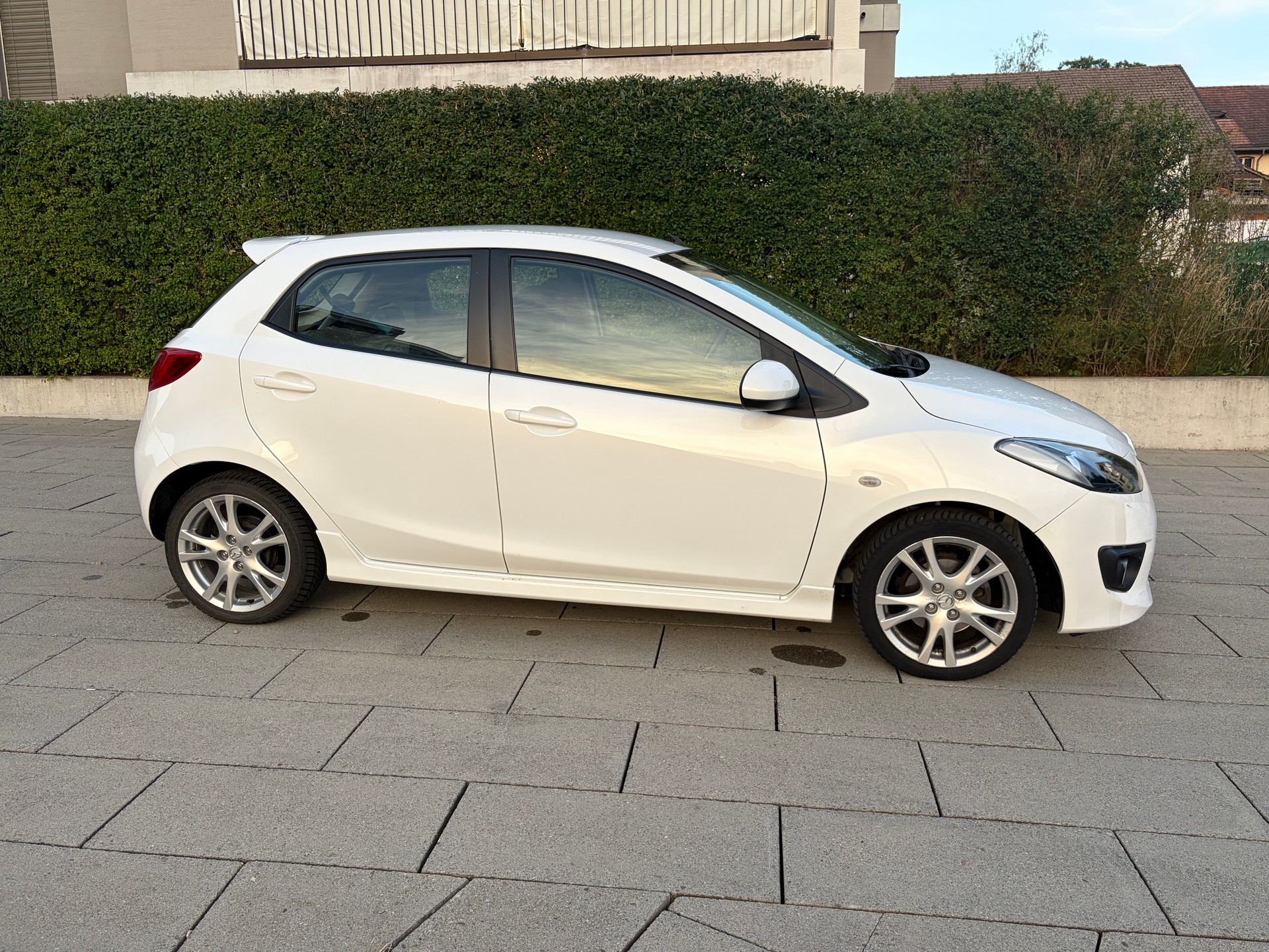 MAZDA 2 1.5i 16V Sport-image-3