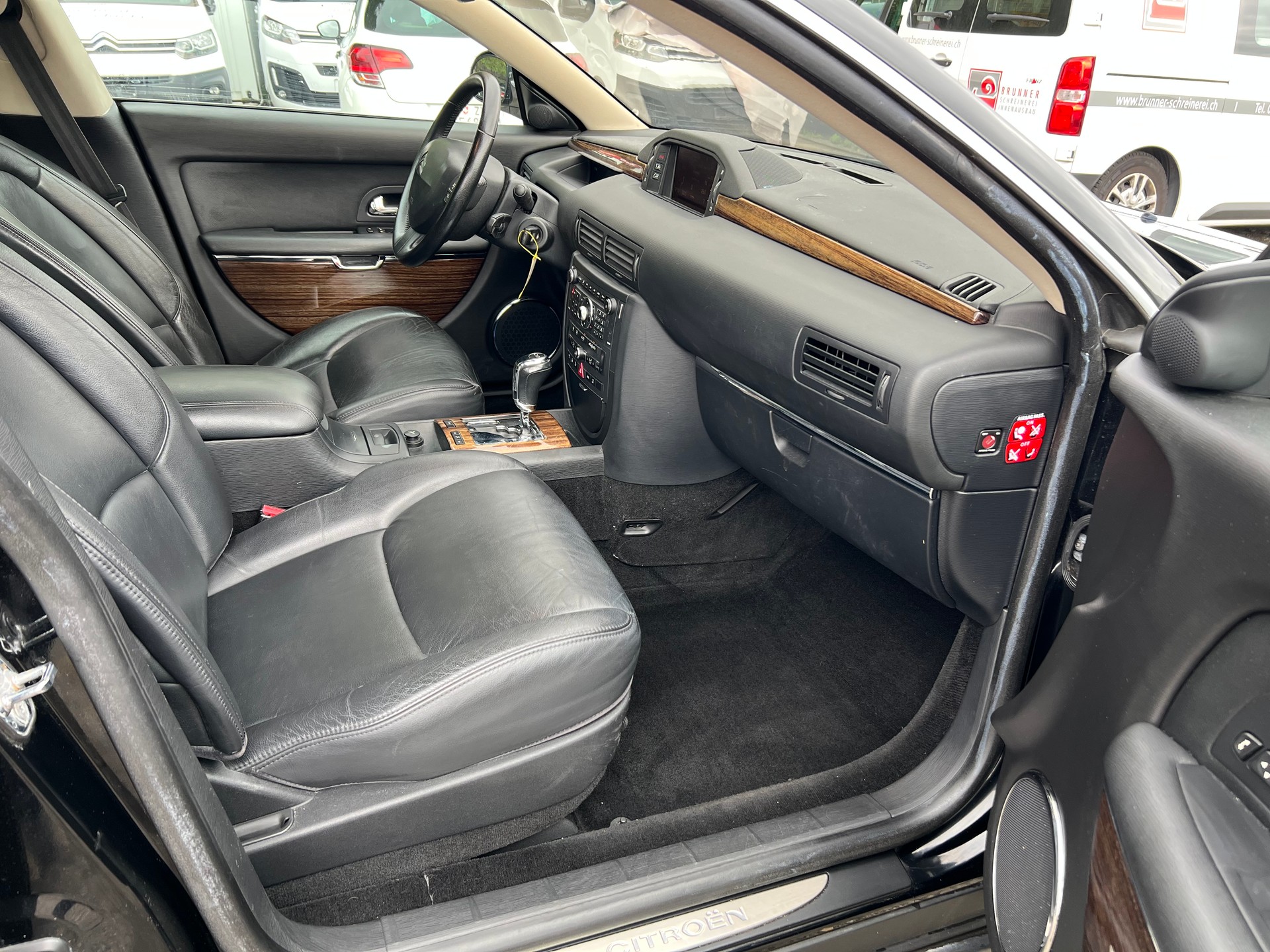 CITROEN C6 Sedan 3.0 HDi V6 Exclusive Automatic-image-10