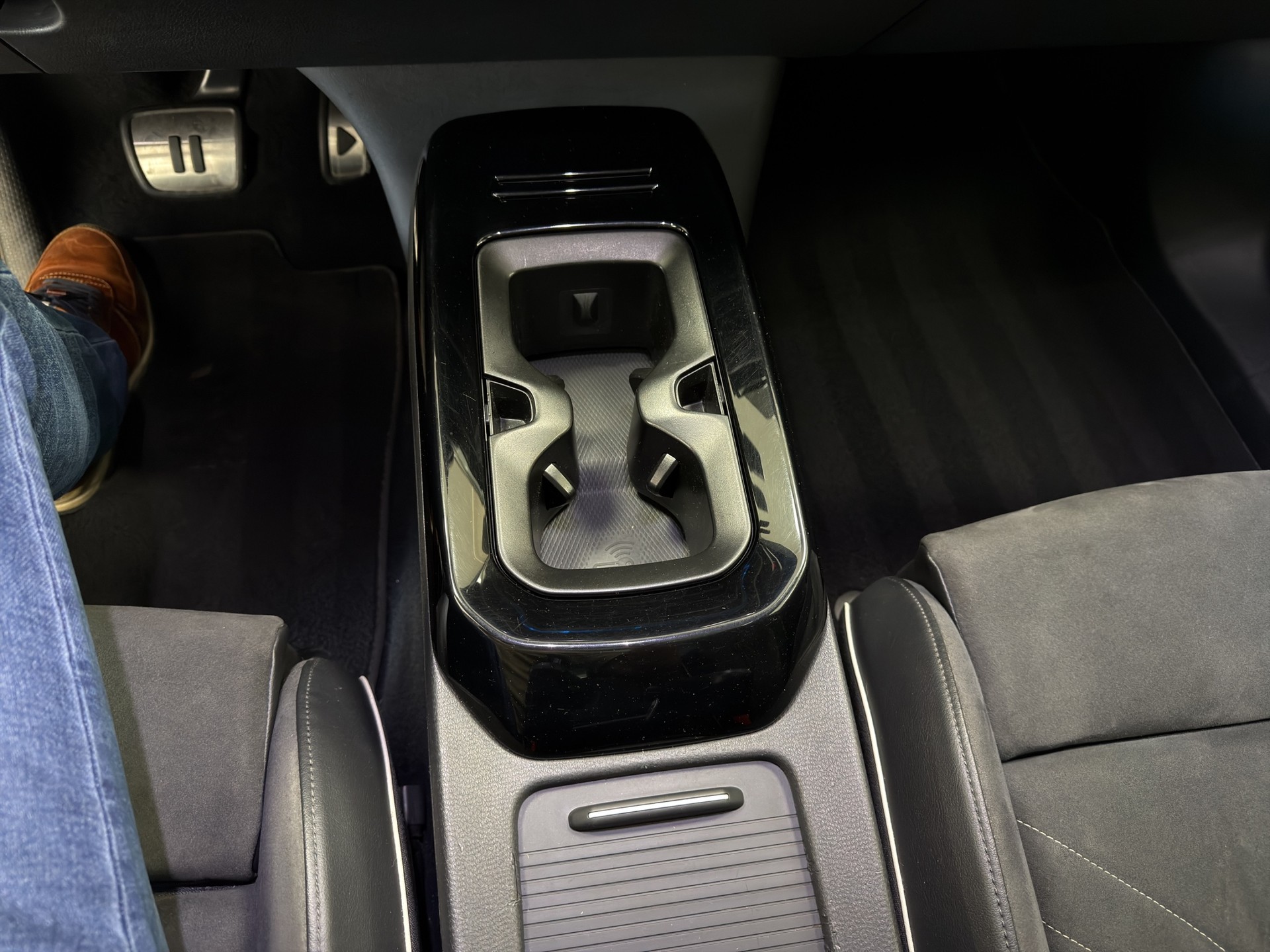 VW ID.4 Pro Performance 77 kWh Max-image-24