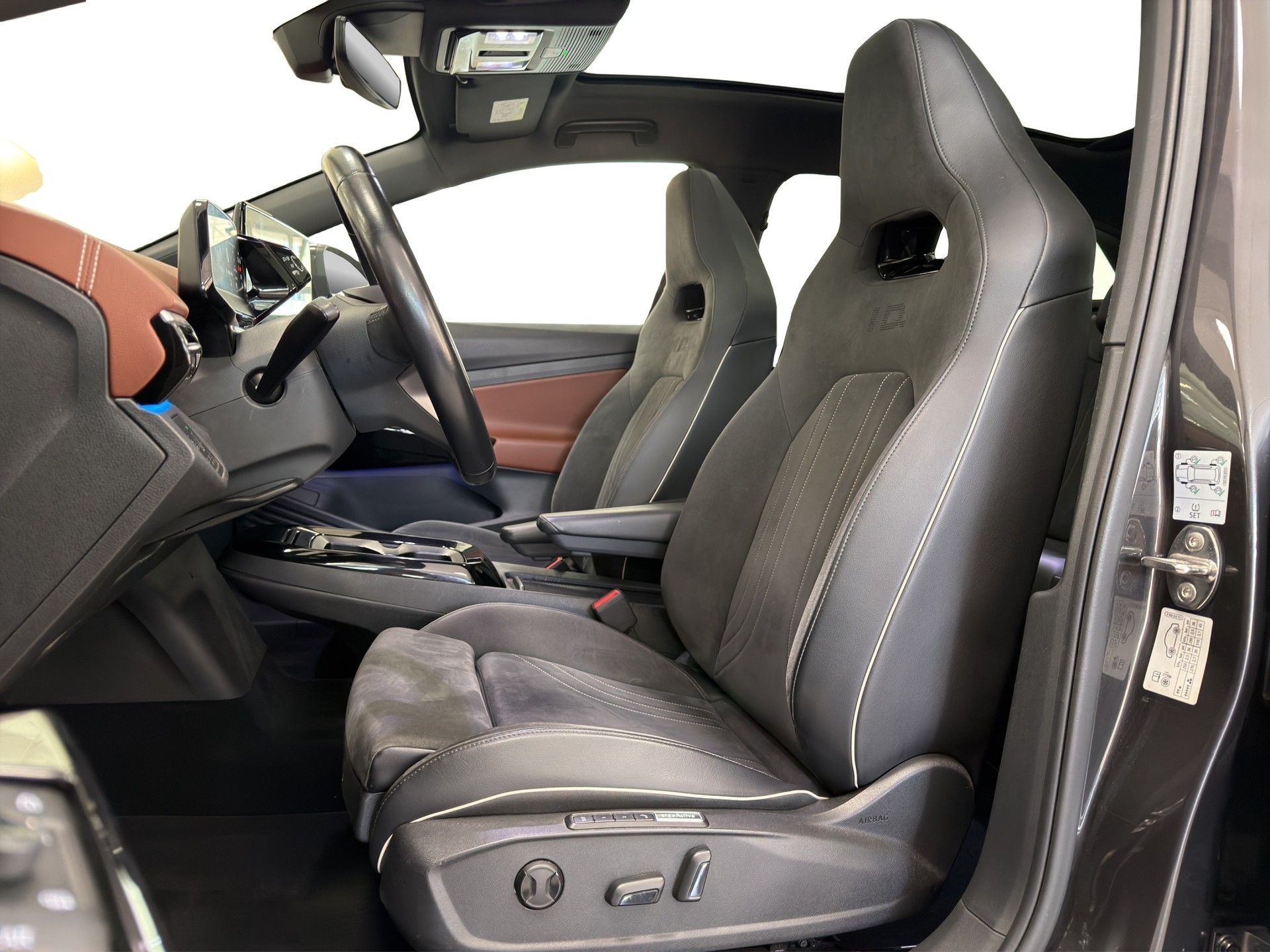 VW ID.4 Pro Performance 77 kWh Max-image-21