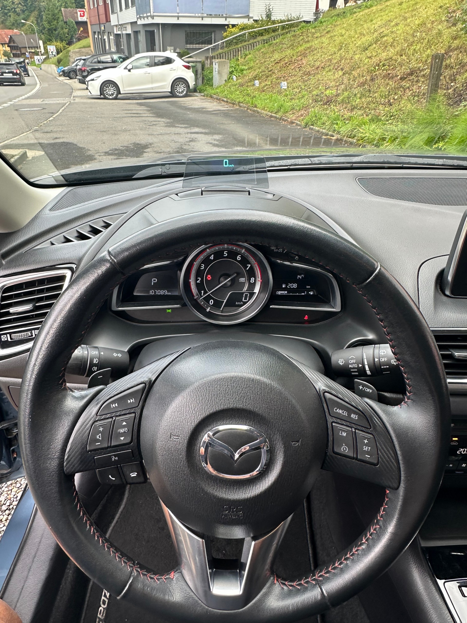 MAZDA 2.0 120 Revolution-image-12