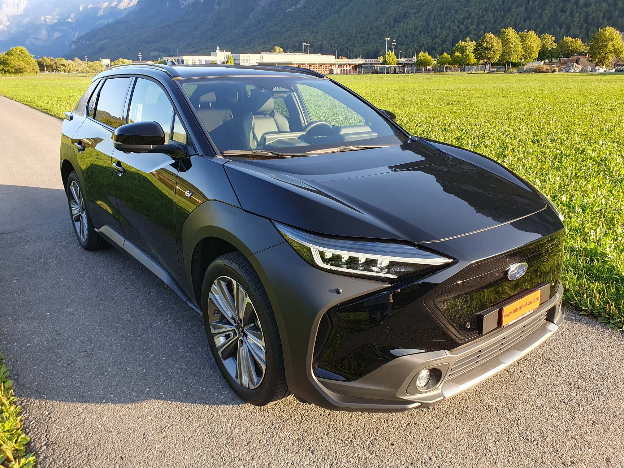 SUBARU Solterra eV Luxury AWD — slika 1