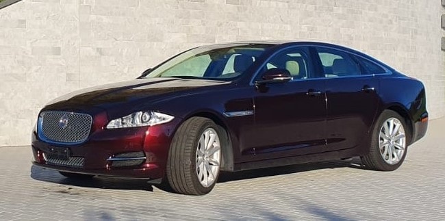 JAGUAR 3.0 V6 S/C Portfolio AWD-image-0