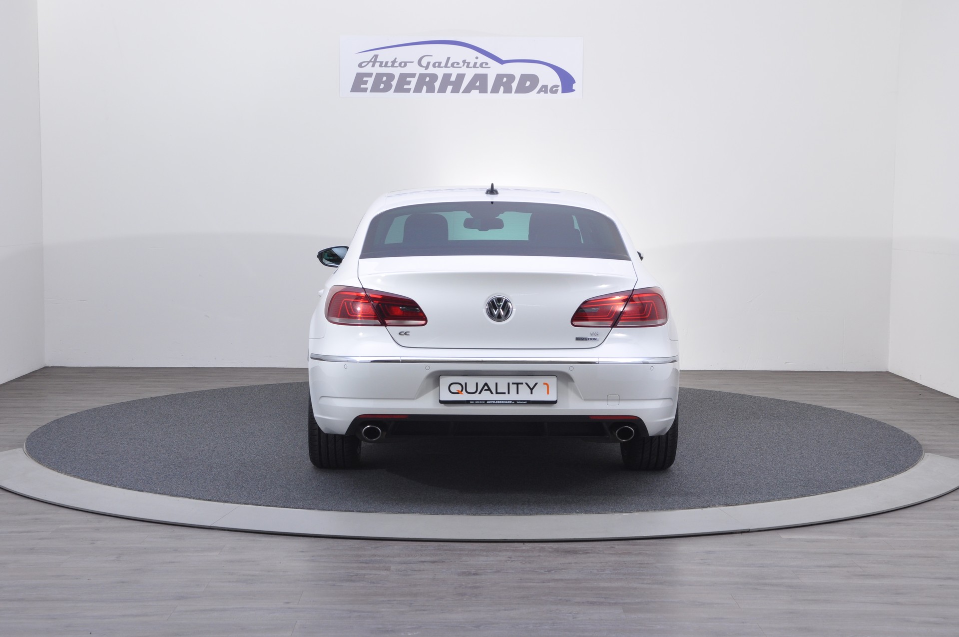 VW Passat CC 3.6 V6 FSI 4Motion-image-3