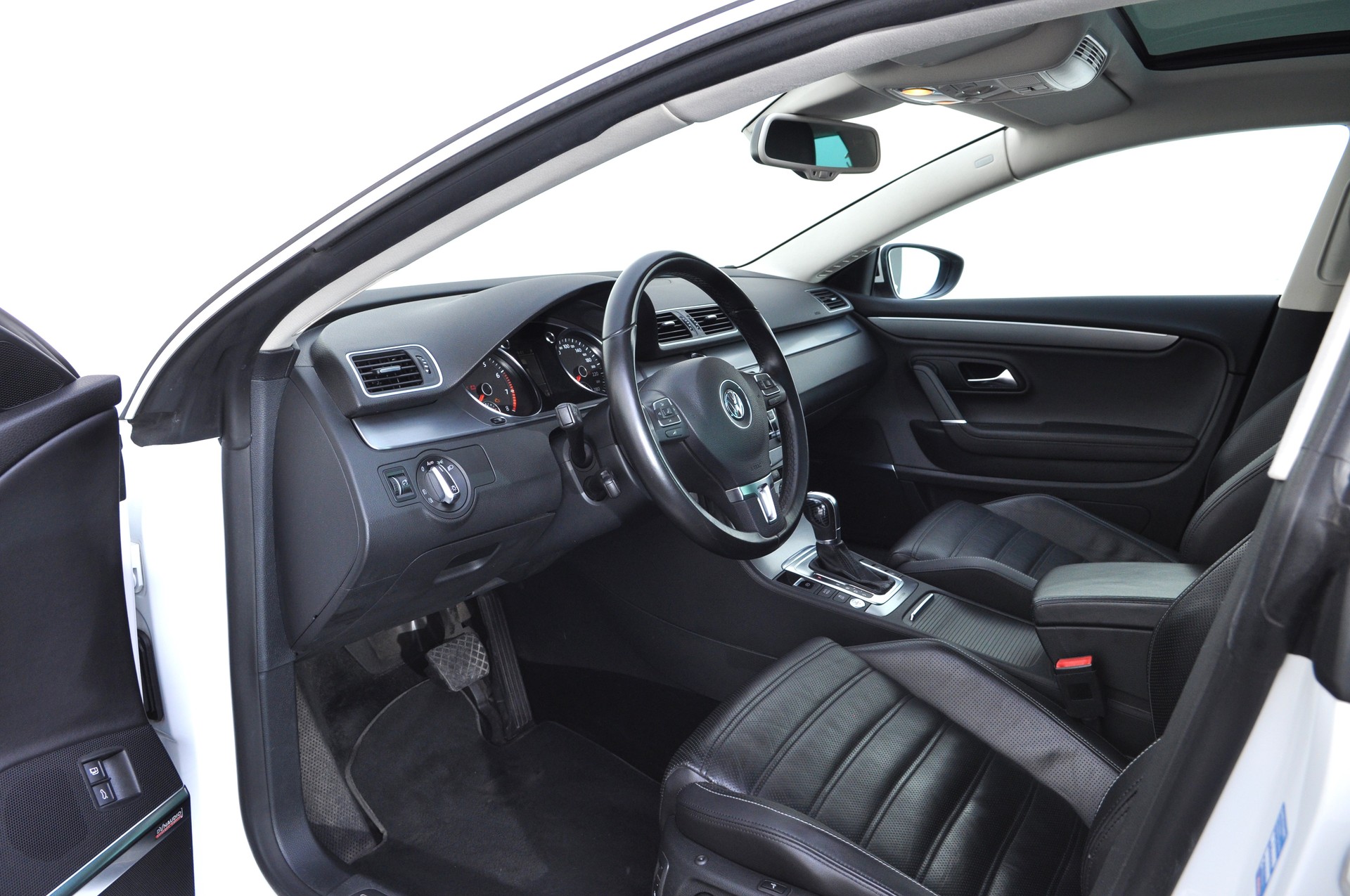 VW Passat CC 3.6 V6 FSI 4Motion-image-11