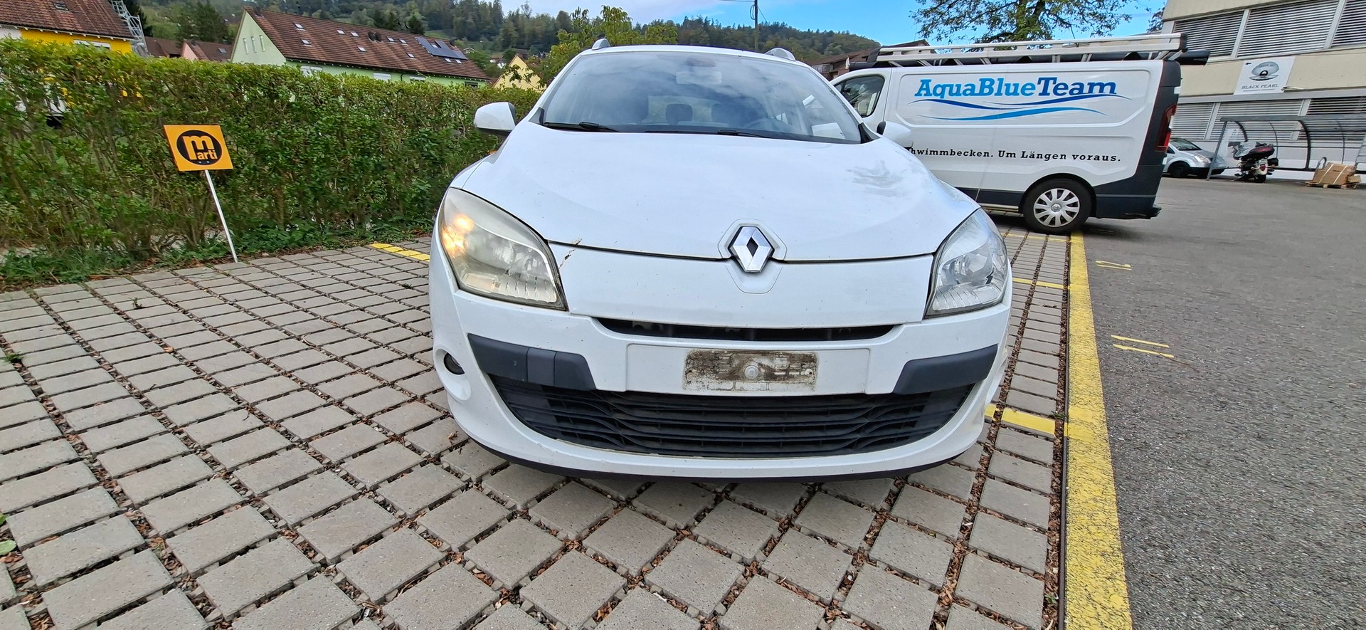 RENAULT Mégane Grandtour 1.5 dCi Dynamique EDC-image-4