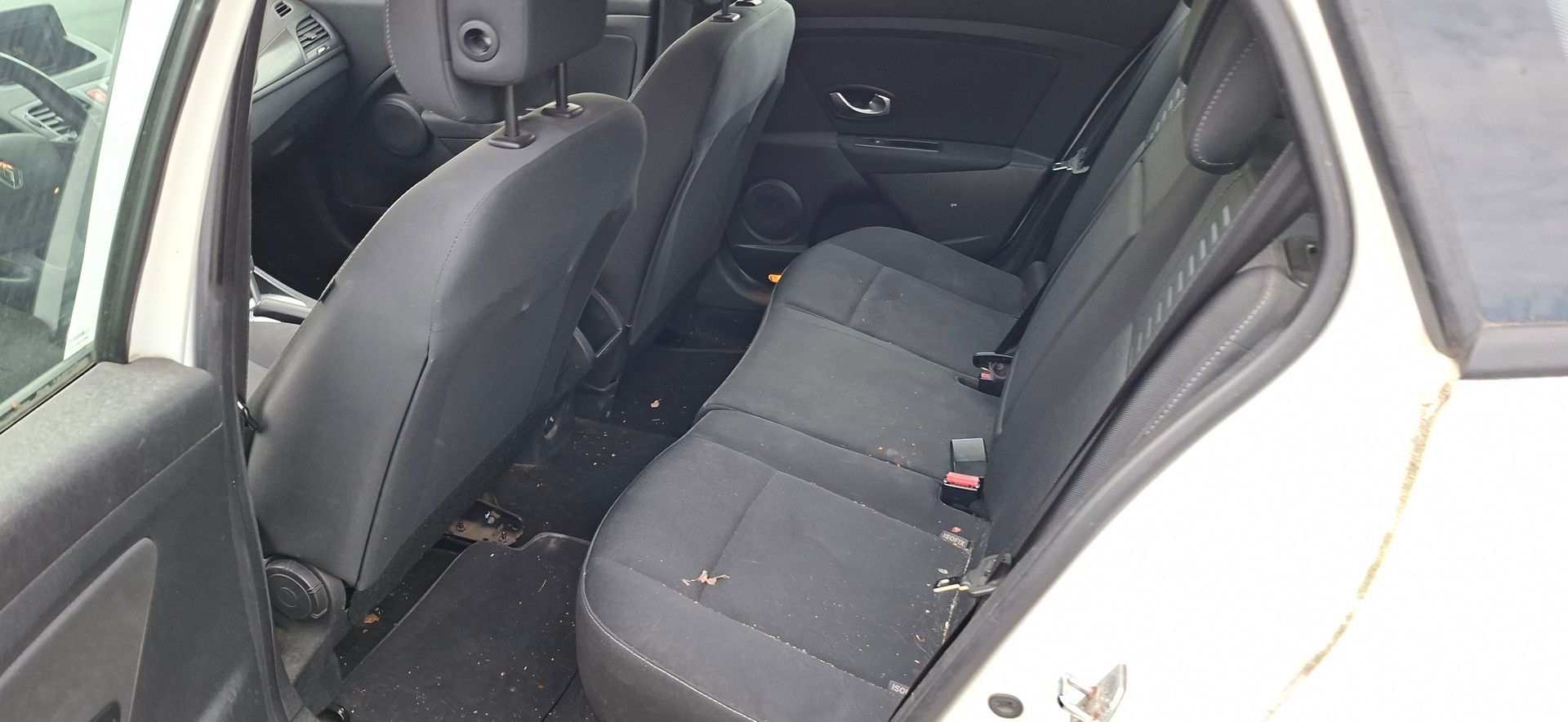 RENAULT Mégane Grandtour 1.5 dCi Dynamique EDC-image-9