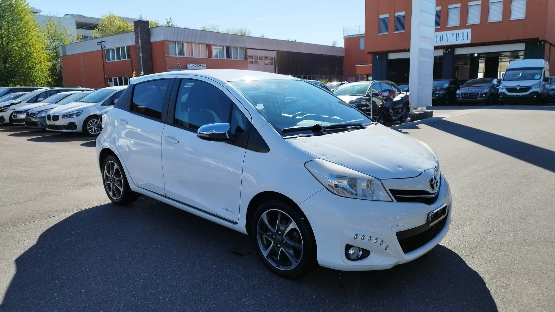 TOYOTA Yaris 1.33 Sol Multidrive-image-4
