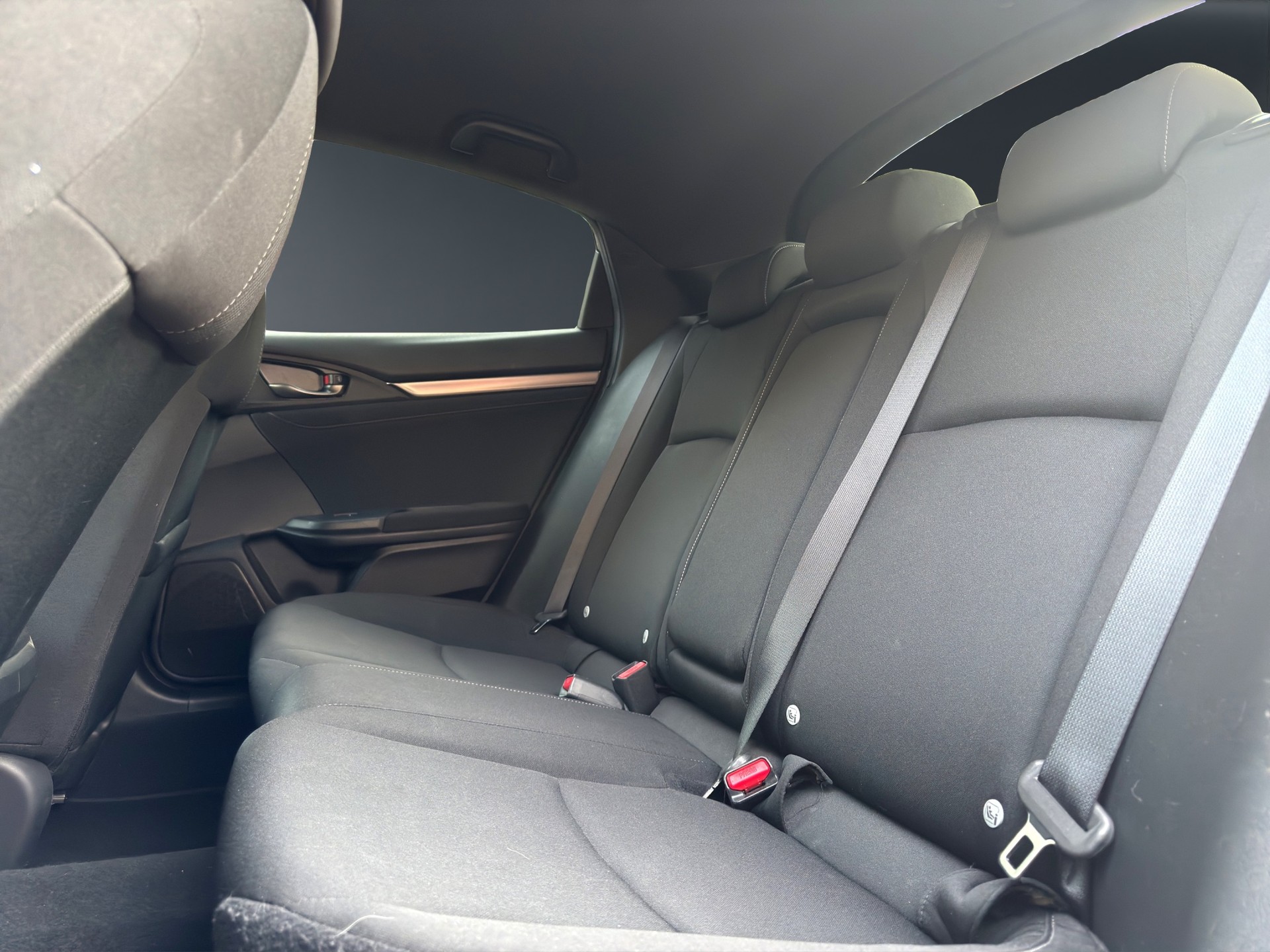 HONDA Civic 1.0 VTEC Elegance CVT-image-17