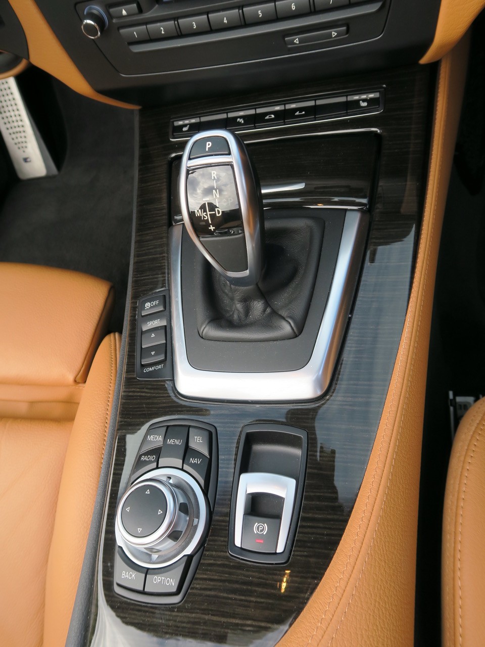 BMW Z4 sDrive35i DKG-image-12
