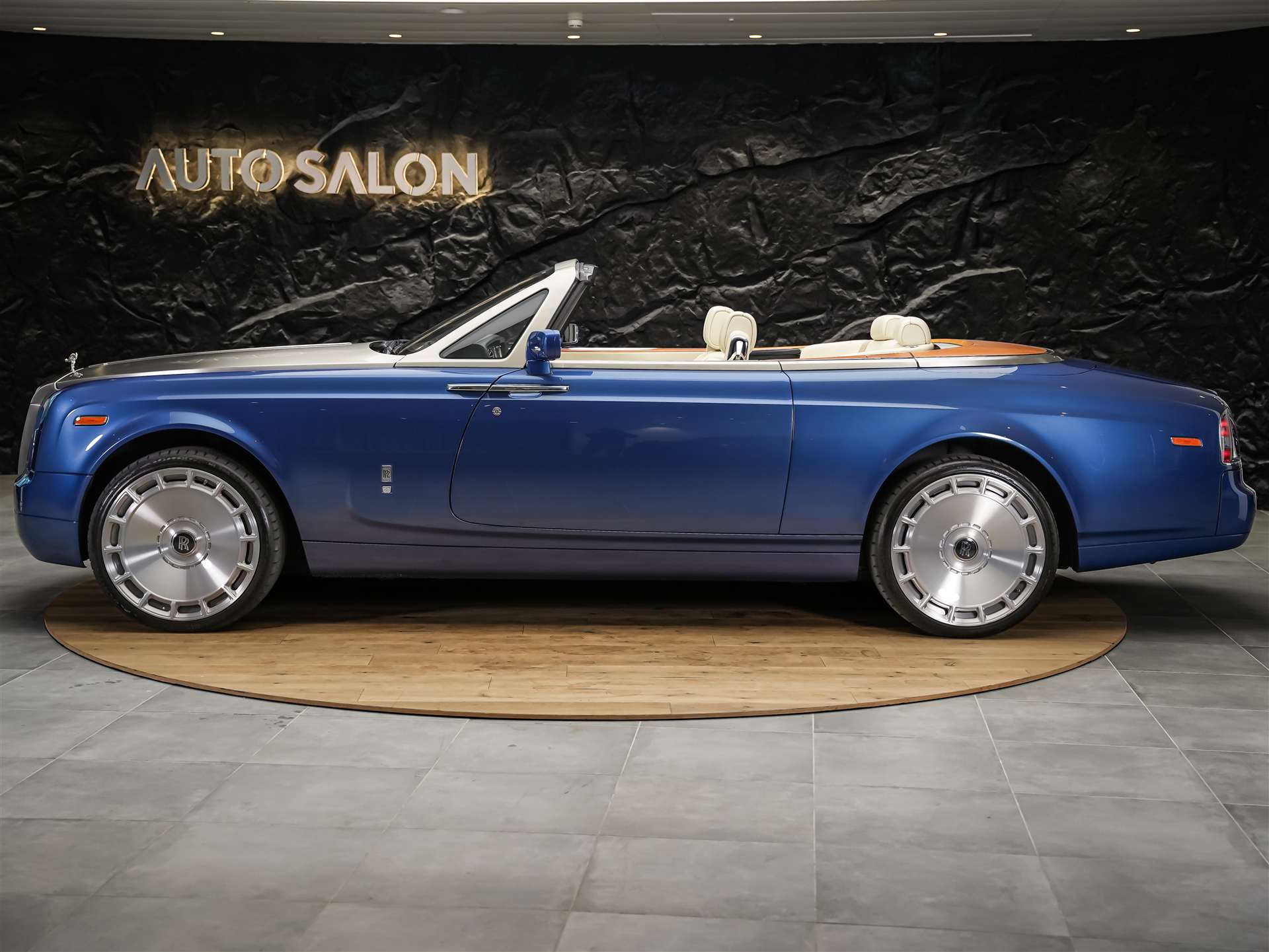 ROLLS-ROYCE Phantom Drophead *Standlüftung*Lexicon*-image-3