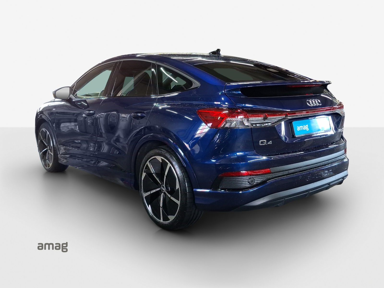 AUDI Q4 Sportback e-tron 50 quattro-image-2