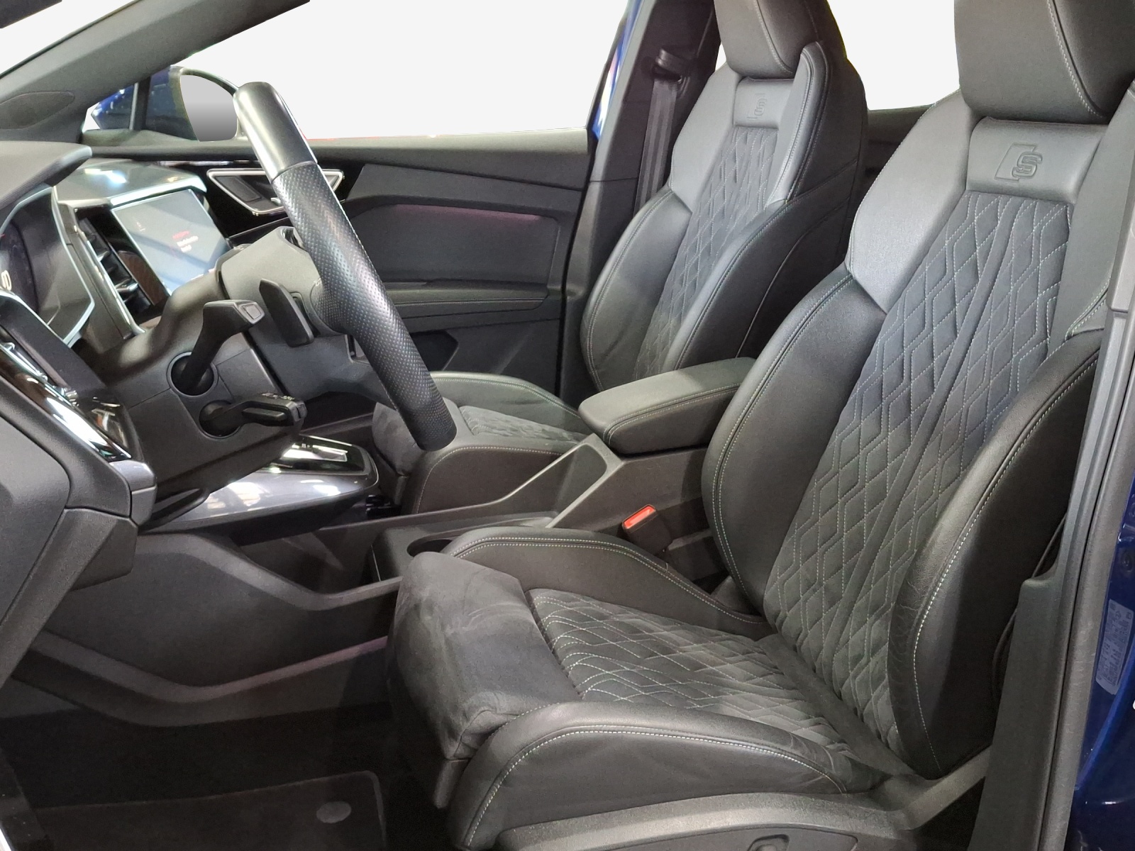 AUDI Q4 Sportback e-tron 50 quattro-image-7